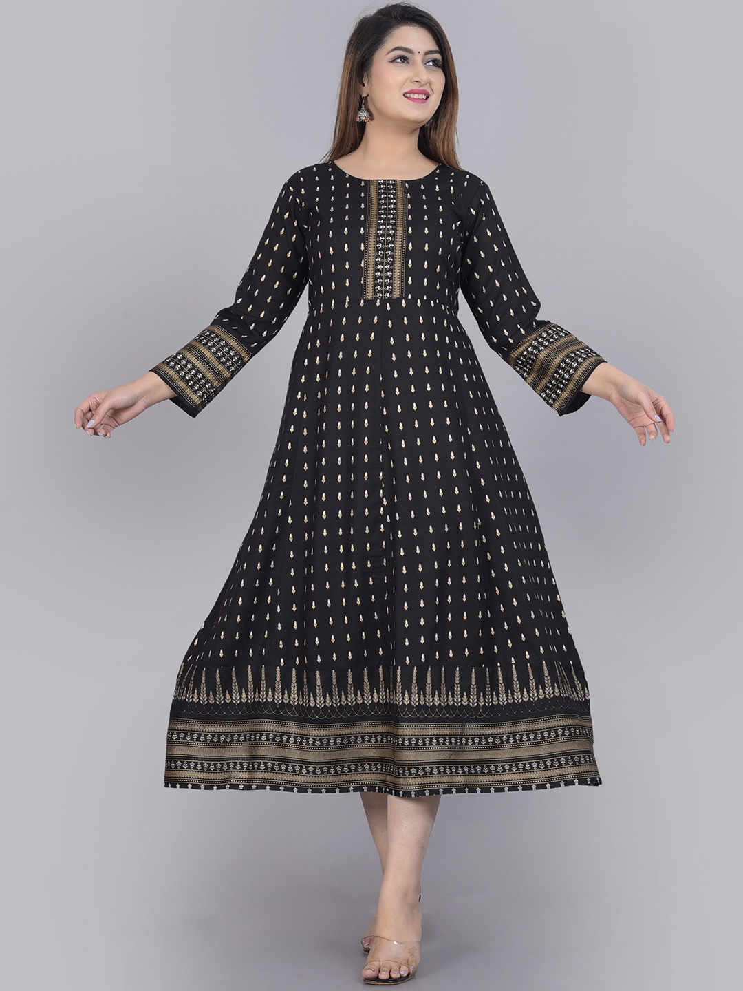 

SIPET Printed Gotta Patti Anarkali Kurta, Black