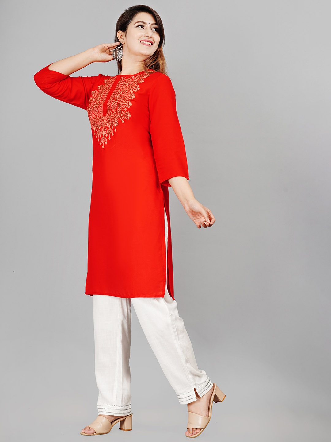 

SIPET Embroidered Thread Work Straight Kurta, Red