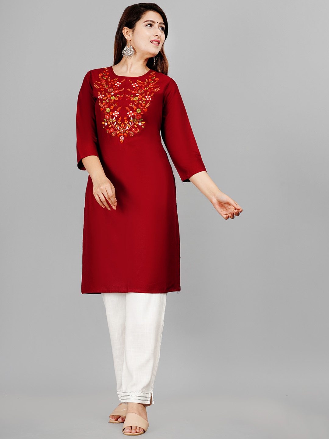 

SIPET Embroidered Thread Work Straight Kurta, Maroon