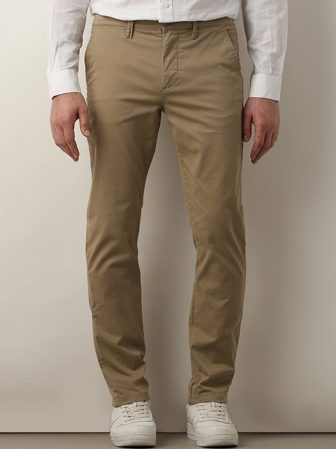 

SELECTED Men Slim Fit Mid-Rise Chinos, Beige