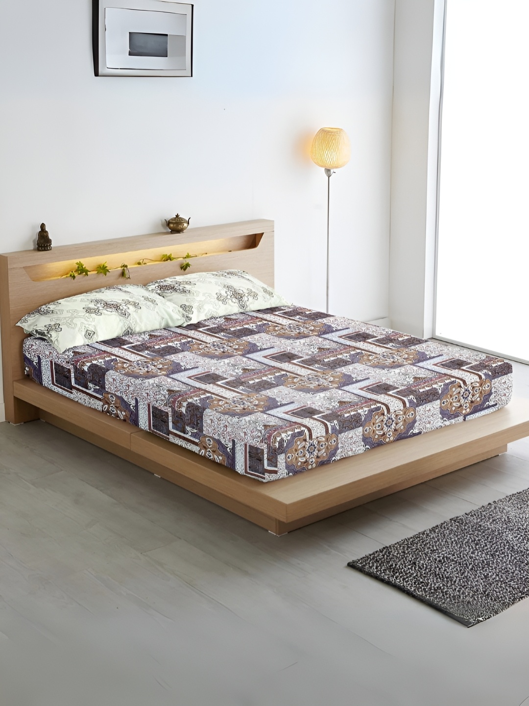 

Aurave Brown & Blue Printed Microfiber 300 TC King Bedsheet with 2 Pillow Covers
