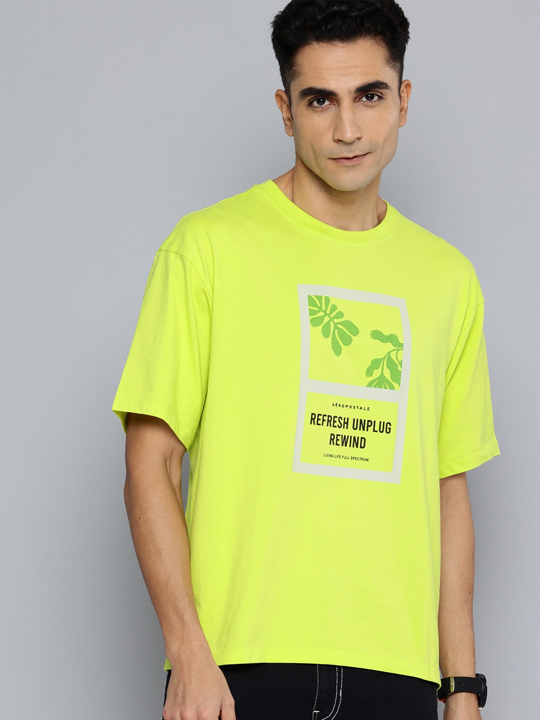 

Aeropostale Printed Drop-Shoulder Sleeves Pure Cotton Relaxed Fit T-shirt, Fluorescent green