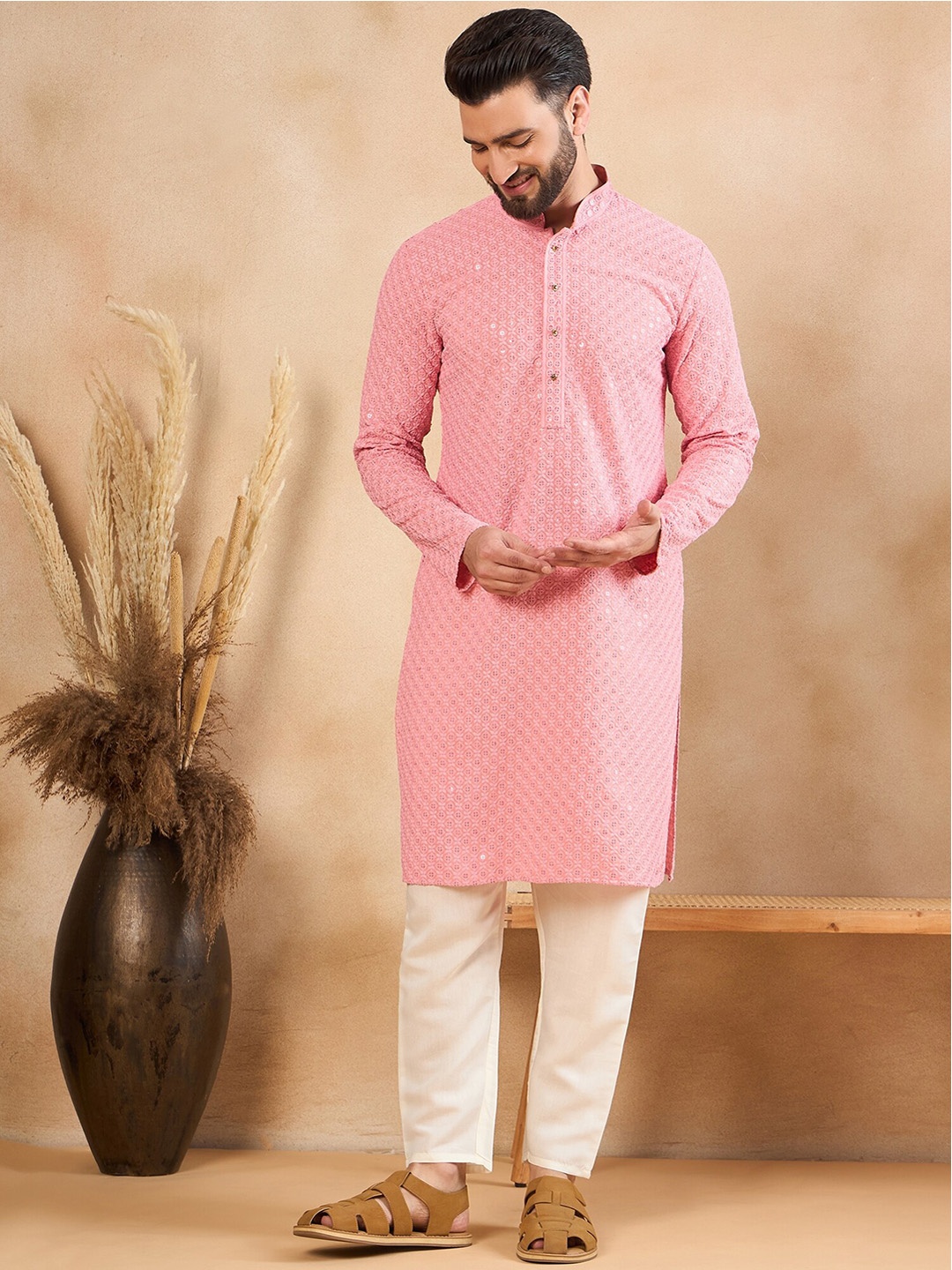 

HERE&NOW Men Ethnic Motifs Embroidered Straight Kurta, Pink