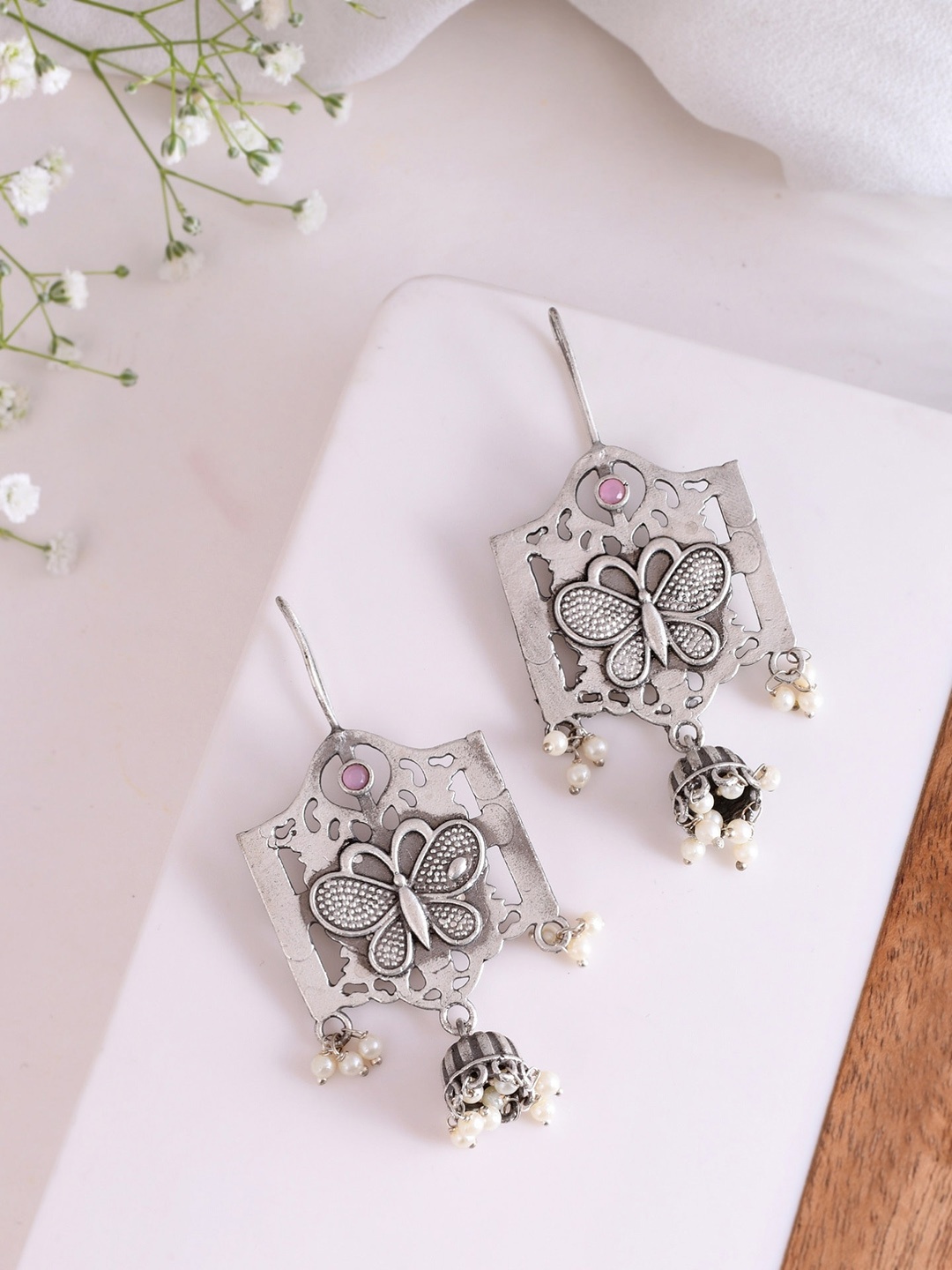 

DASTOOR Silver Contemporary Drop Earrings