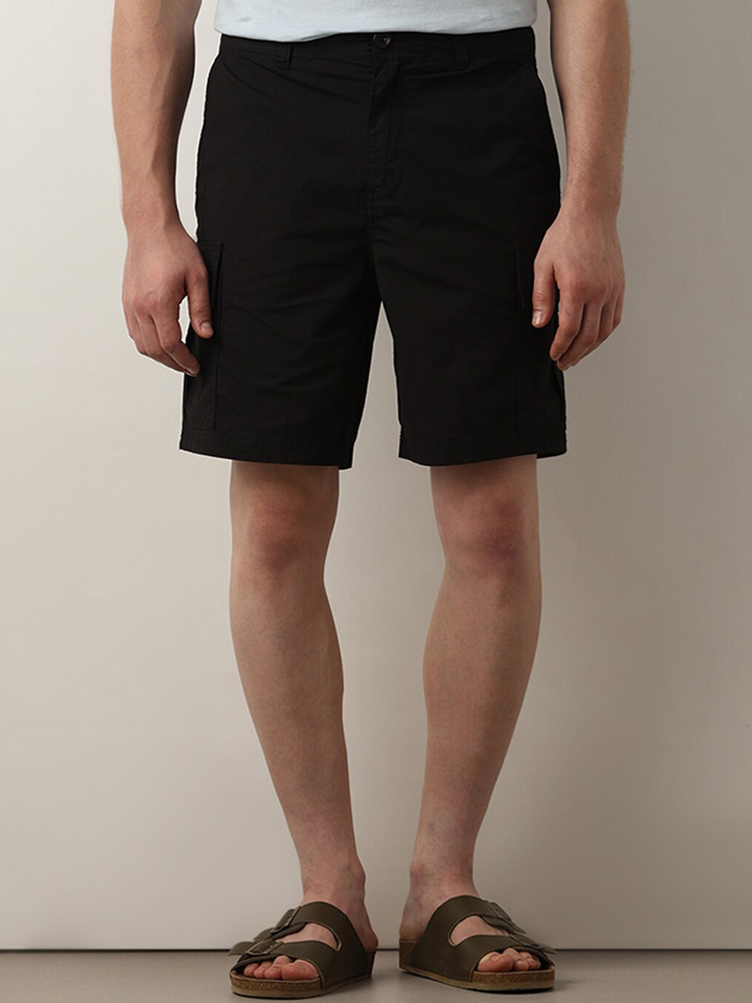 

SELECTED Men Mid-Rise Cargo Shorts, Black