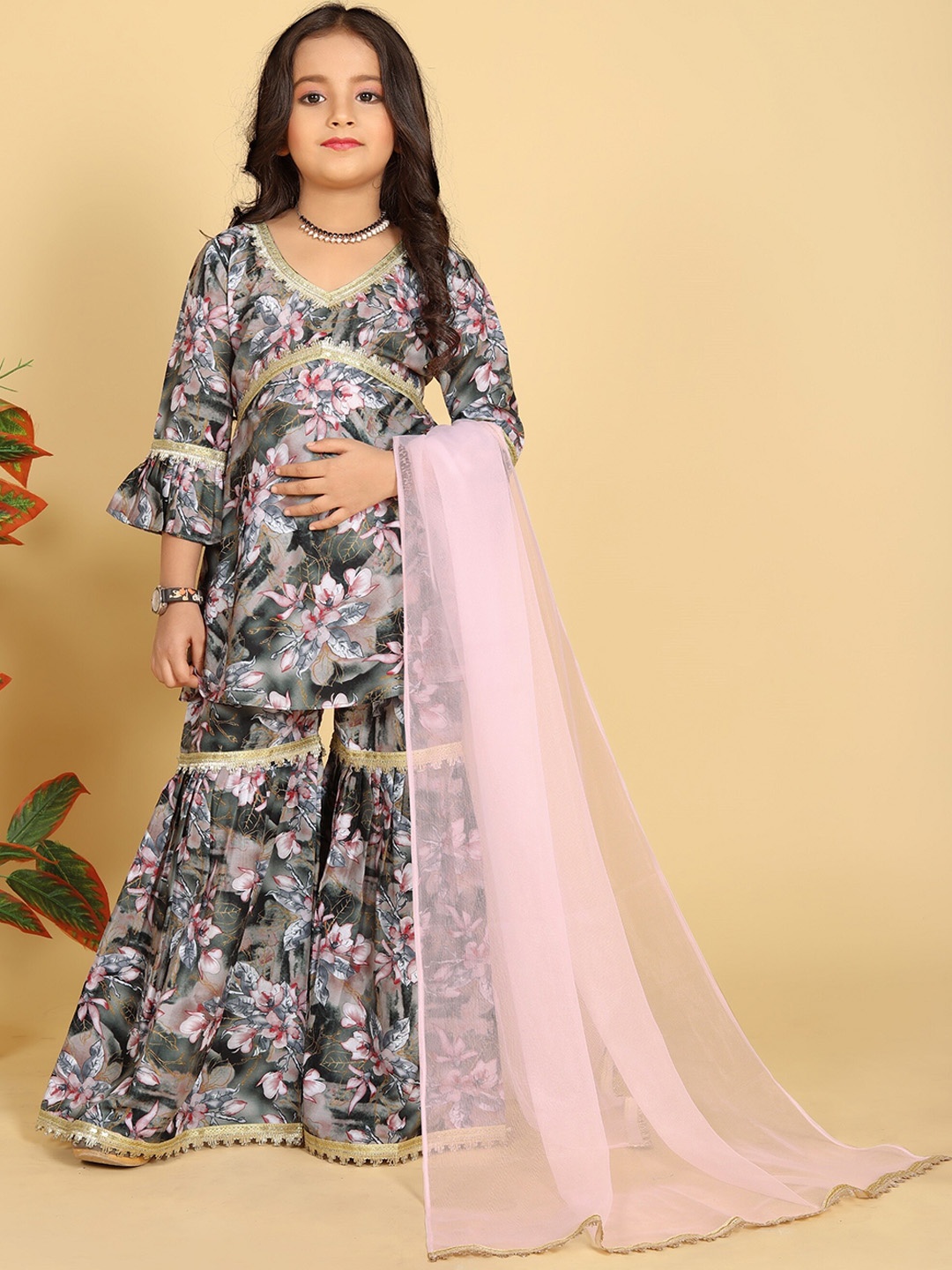 

BAESD Girls Floral Printed Regular A-Line Anarkali Kurti With Sharara & Dupatta, Black