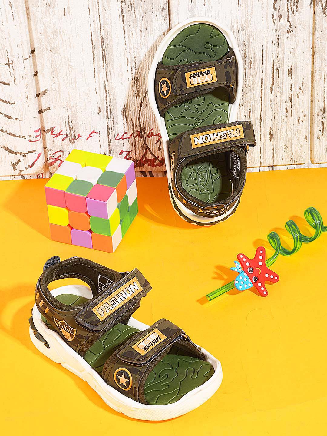 

Kats Kids Sports Sandals, Green