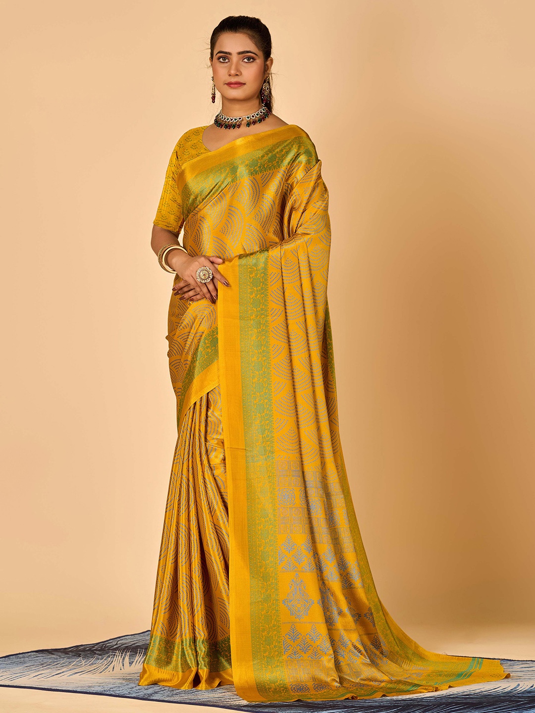 

HALFSAREE STUDIO Printed Saree With Blouse Piece, Mustard
