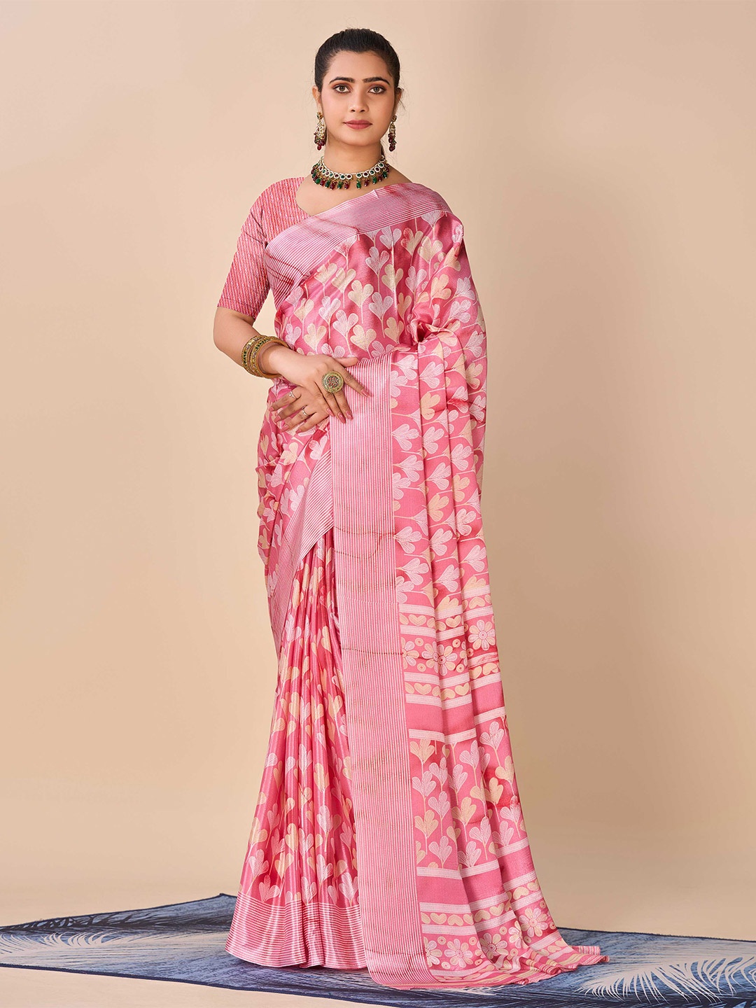 

HALFSAREE STUDIO Floral Printed Saree, Pink