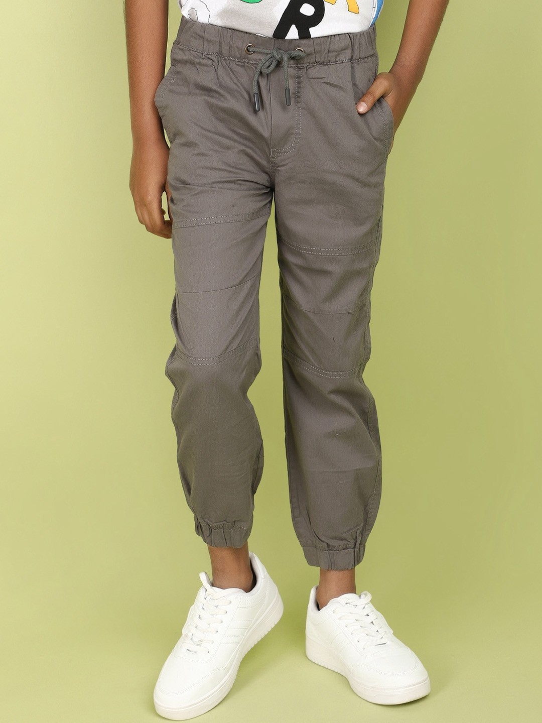 

V-Mart Boys Mid-Rise Low Distress Jeans, Grey