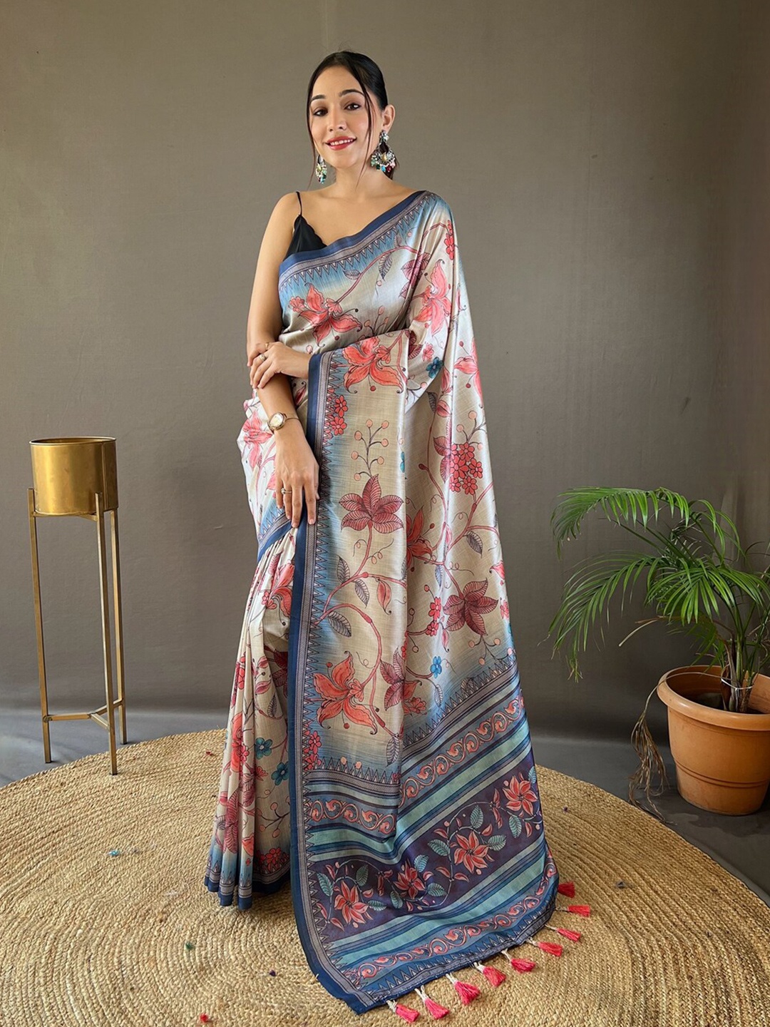 

SGF11 Floral Printed Silk Cotton Chanderi Saree, Cream