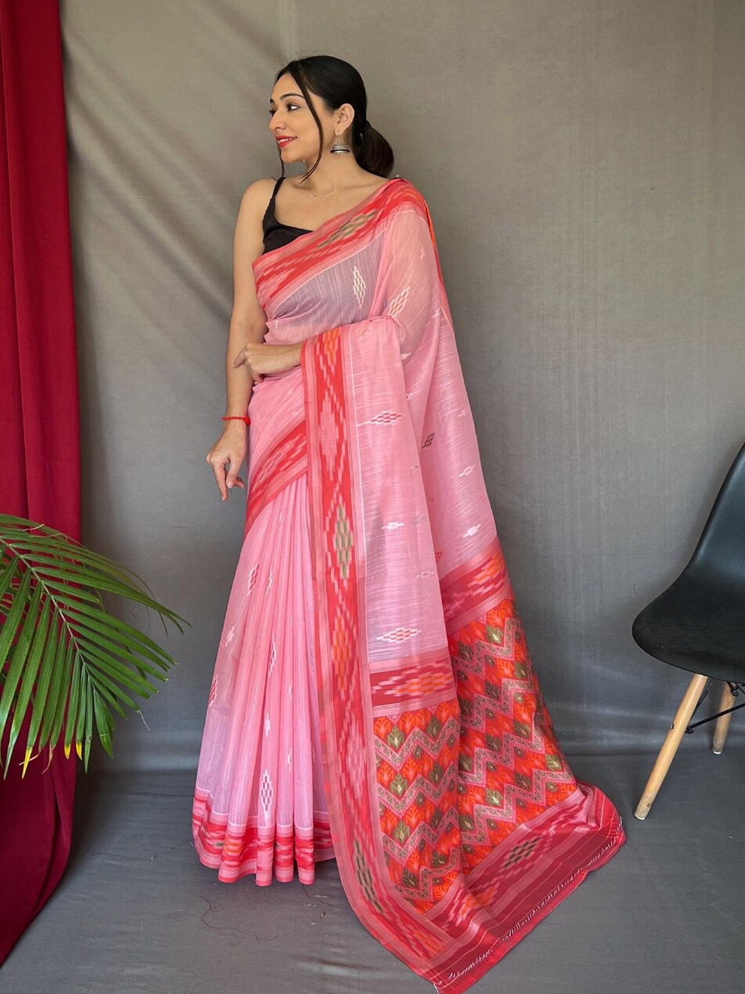 

SGF11 Woven Design Silk Cotton Chanderi Saree, Pink
