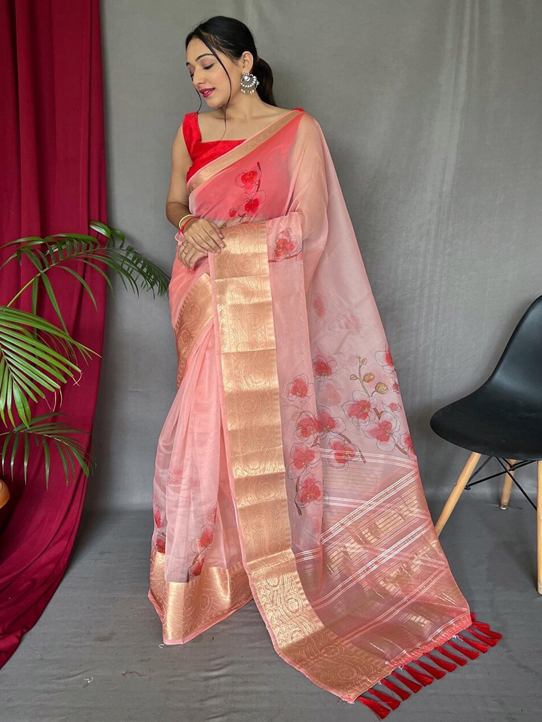 

SGF11 Floral Printed Zari Organza Silk Kanjeevaram Saree, Pink
