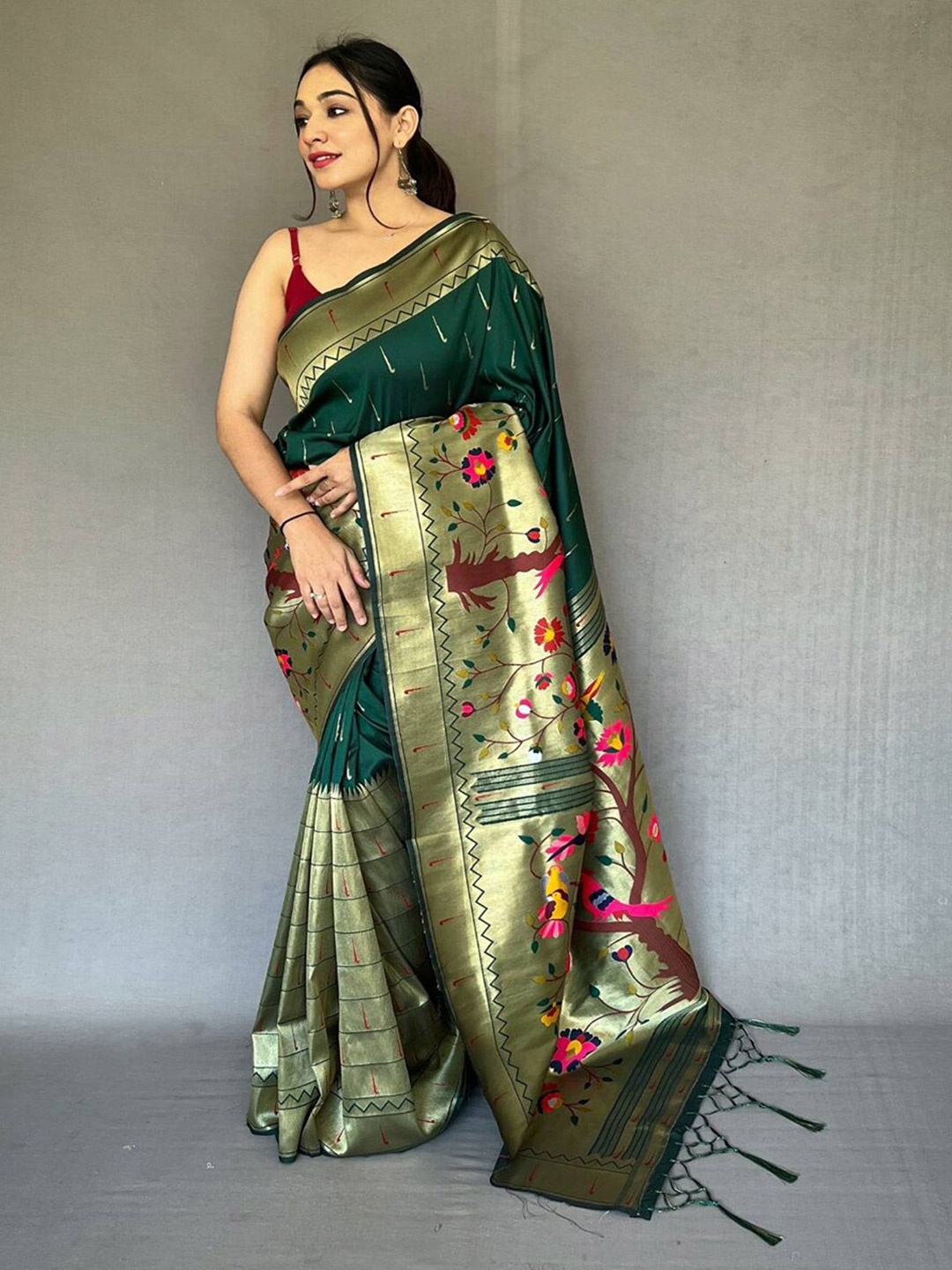 

SGF11 Woven Design Pure Zari Heavy Work Paithani Kanjeevaram Silk Saree, Green