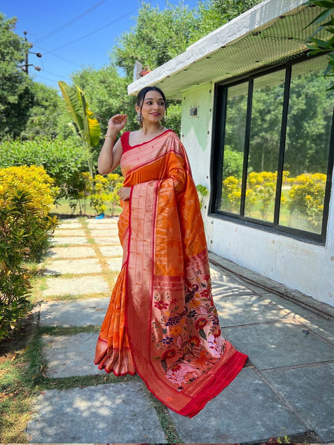 

SGF11 Floral Woven Design Zari Silk Cotton Narayan Peth Saree, Orange