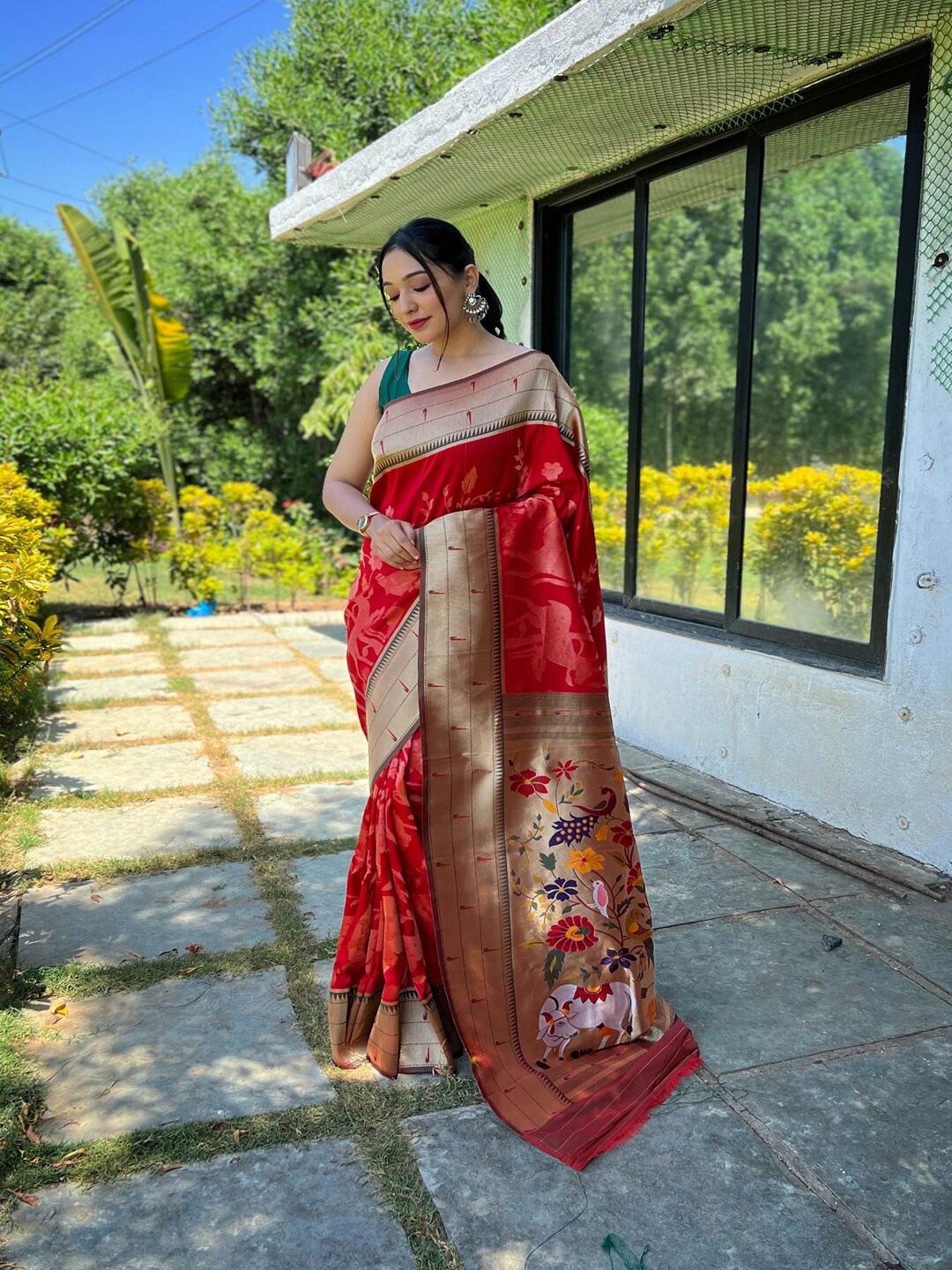 

SGF11 Ethnic Motifs Woven Design Zari Silk Cotton Narayan Peth Saree, Red