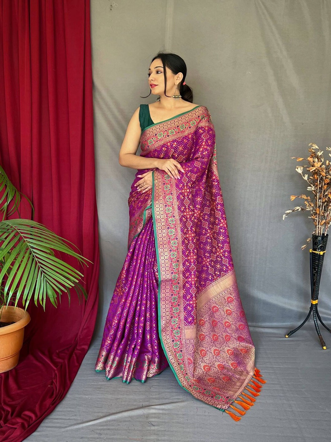 

SGF11 Bandhani Woven Design Zari Silk Cotton Patola Saree, Purple