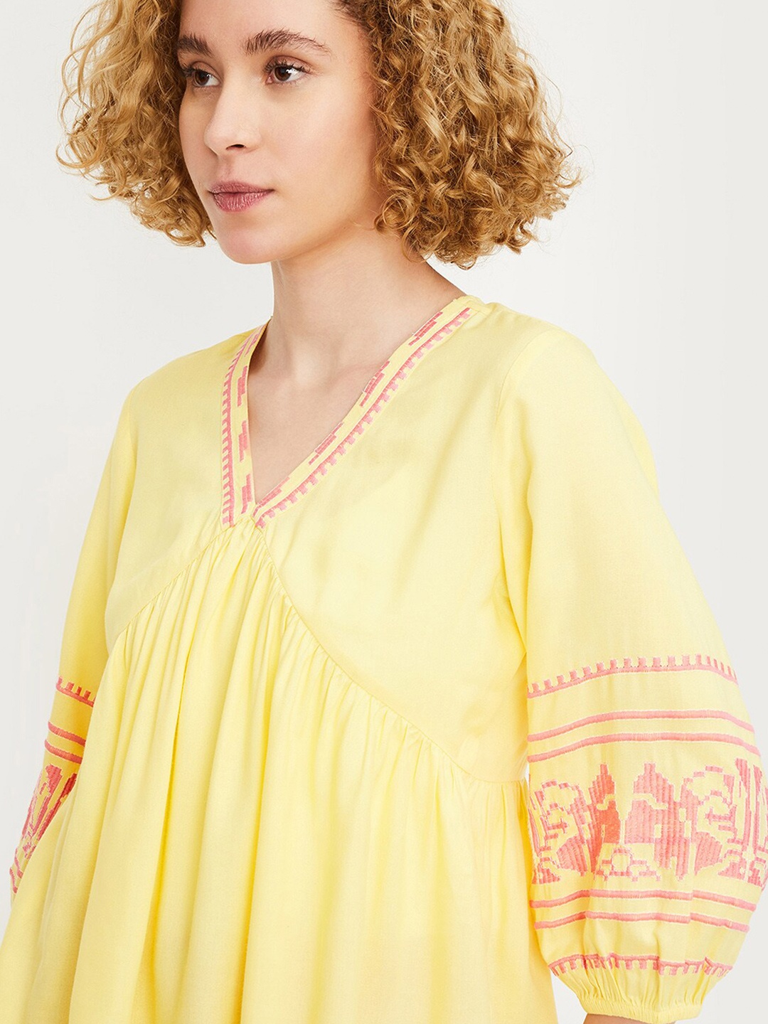 

max V-Neck Gathers Tunic, Yellow