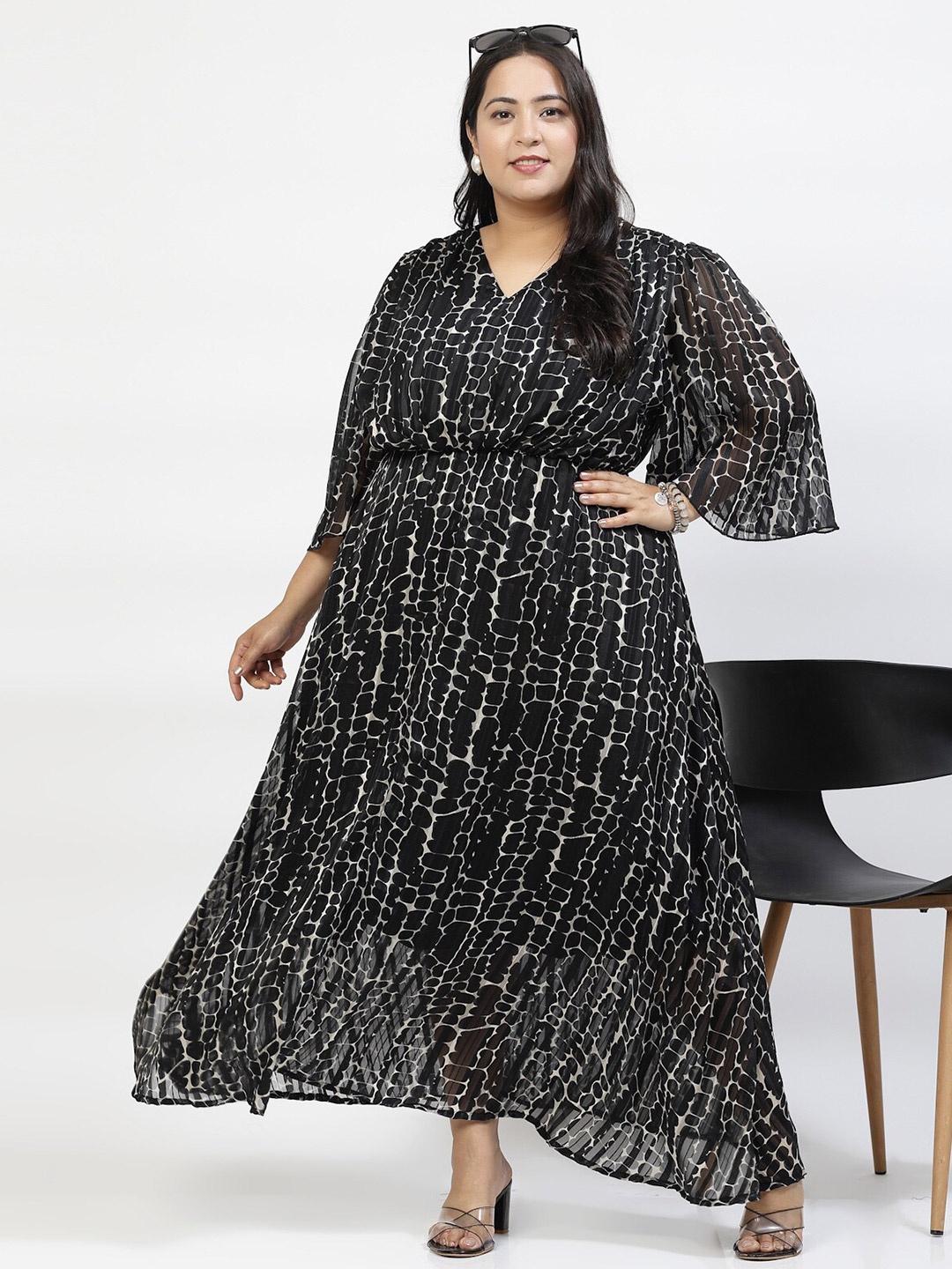 

plusS Plus Size Abstract Print Flared Sleeve Maxi Dress, Black