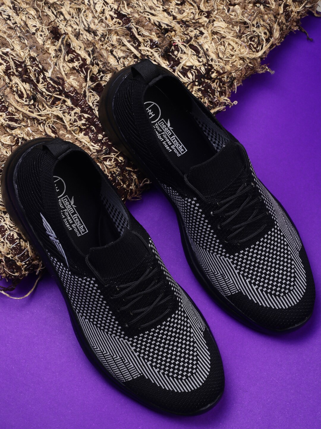 

Heris & Hemly Men Mesh Running Shoes, Black