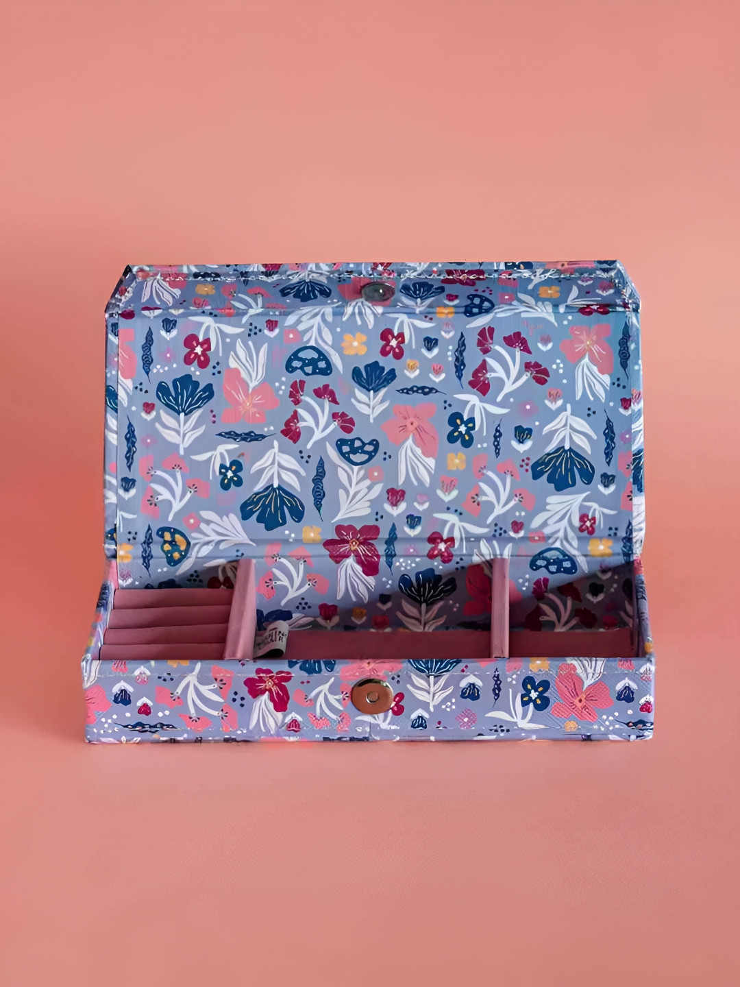 

The Wishing Chair Grey & Pink Printed Jewellery Organiser