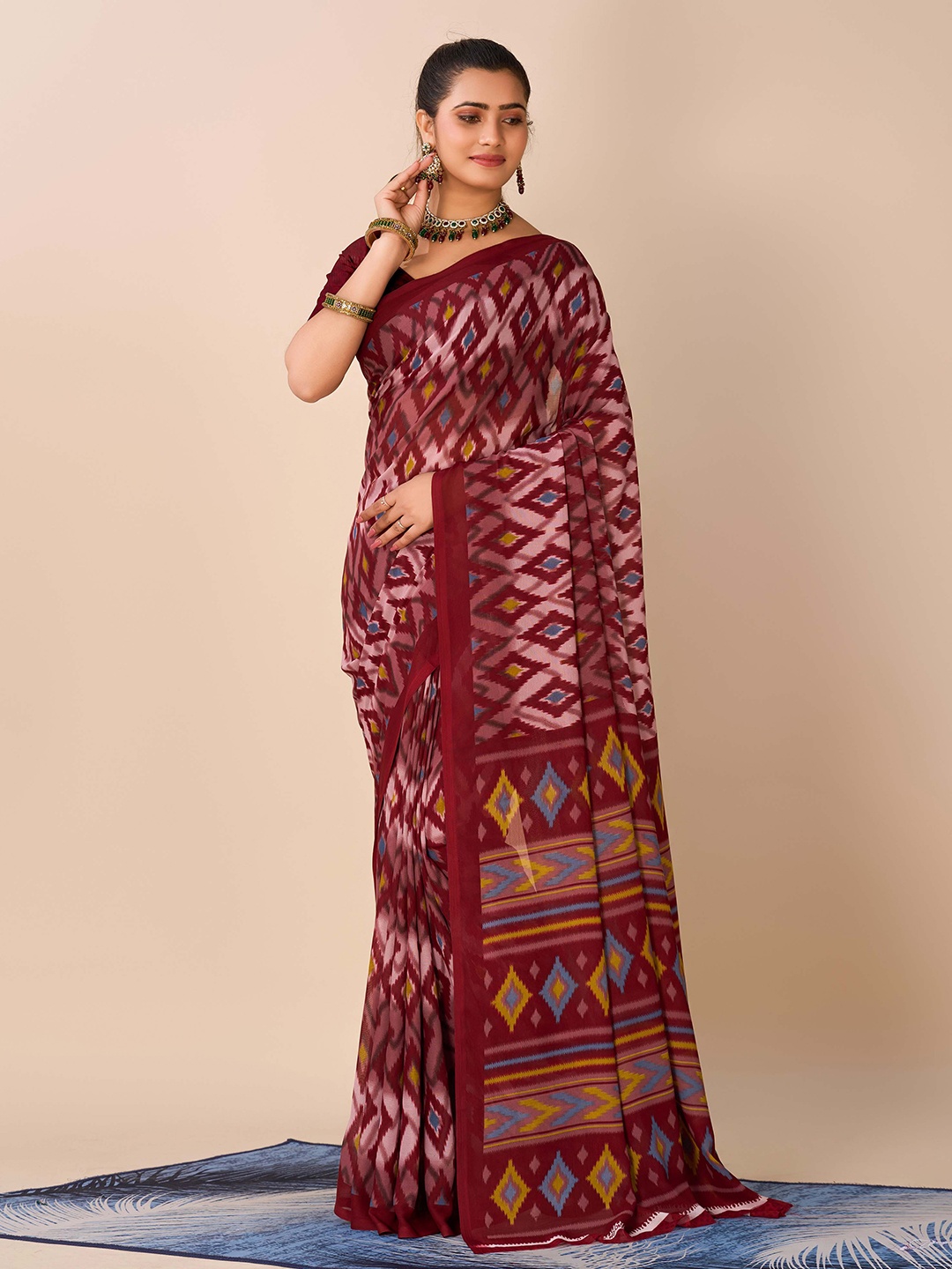 

HALFSAREE STUDIO Printed Saree With Blouse Piece, Magenta