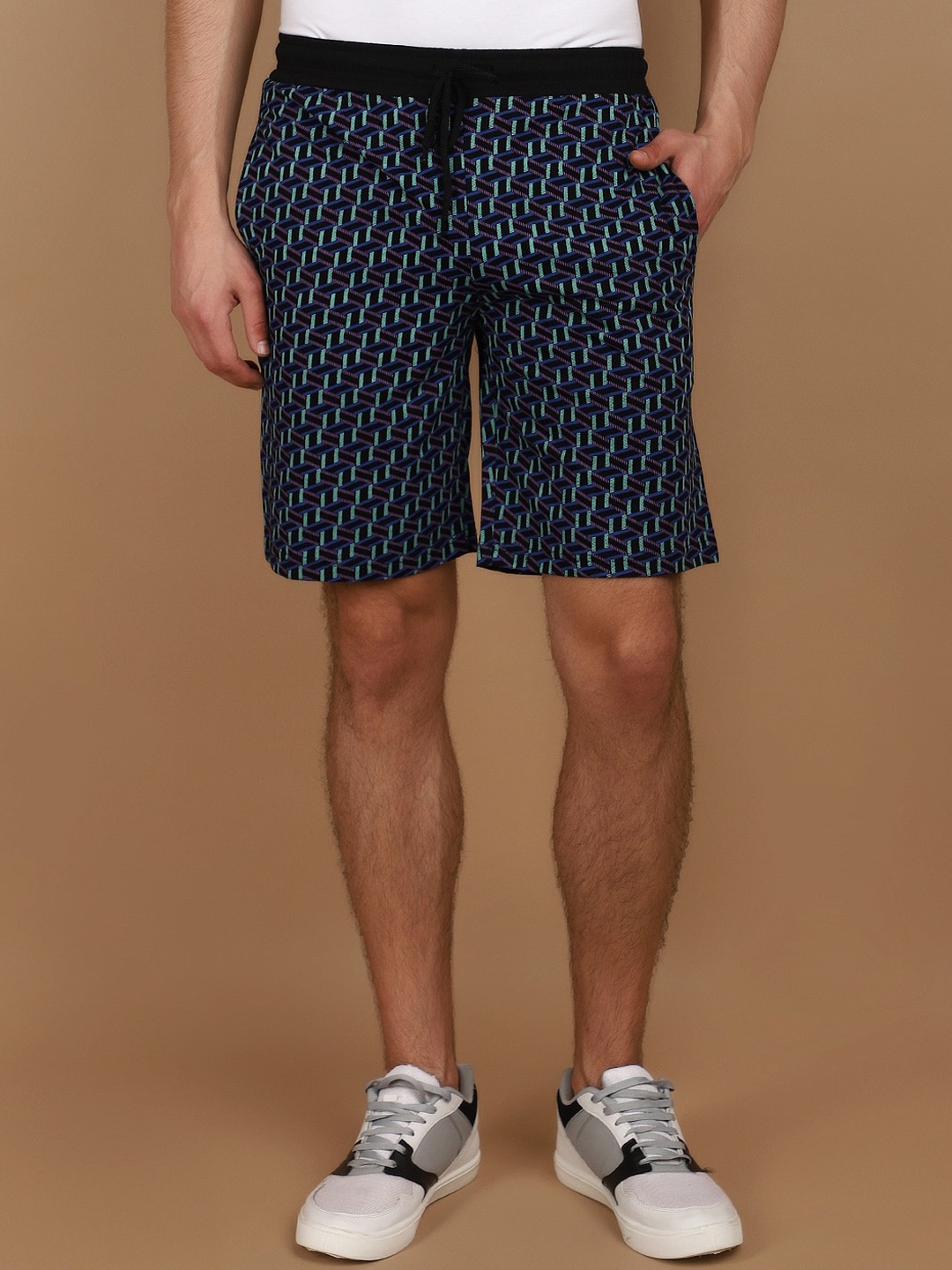 

V-Mart Men Printed Mid-Rise Shorts, Black