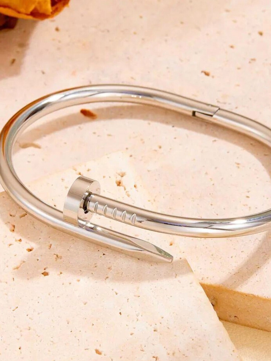 

SALVE Women Cuff Bracelet, Silver