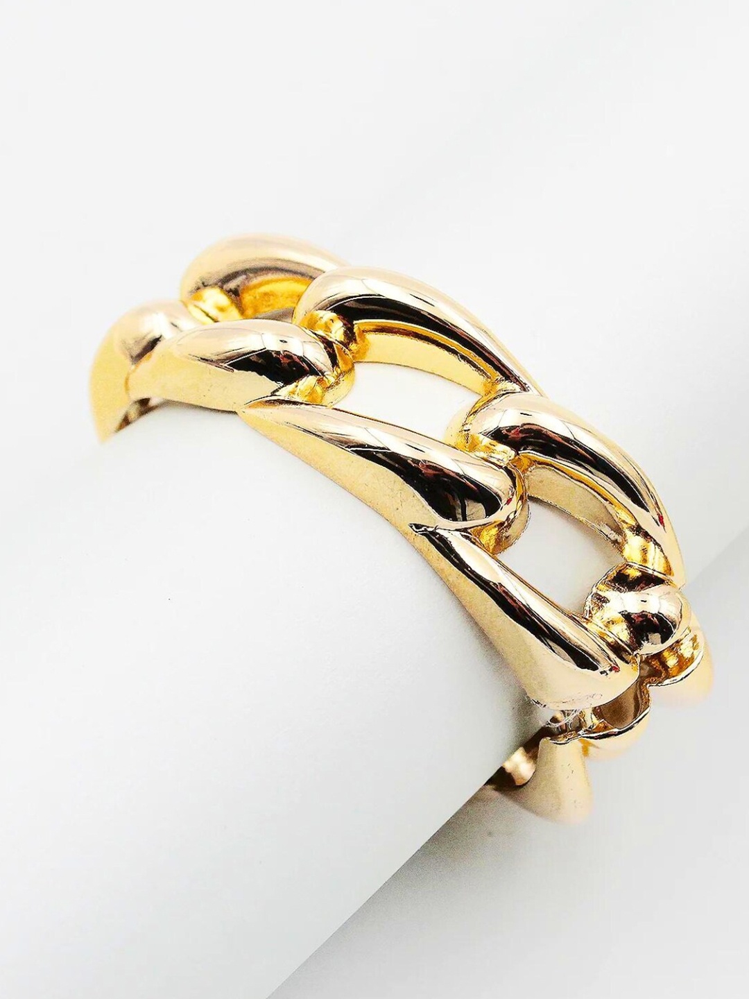 

SALVE Women Cuff Bracelet, Gold