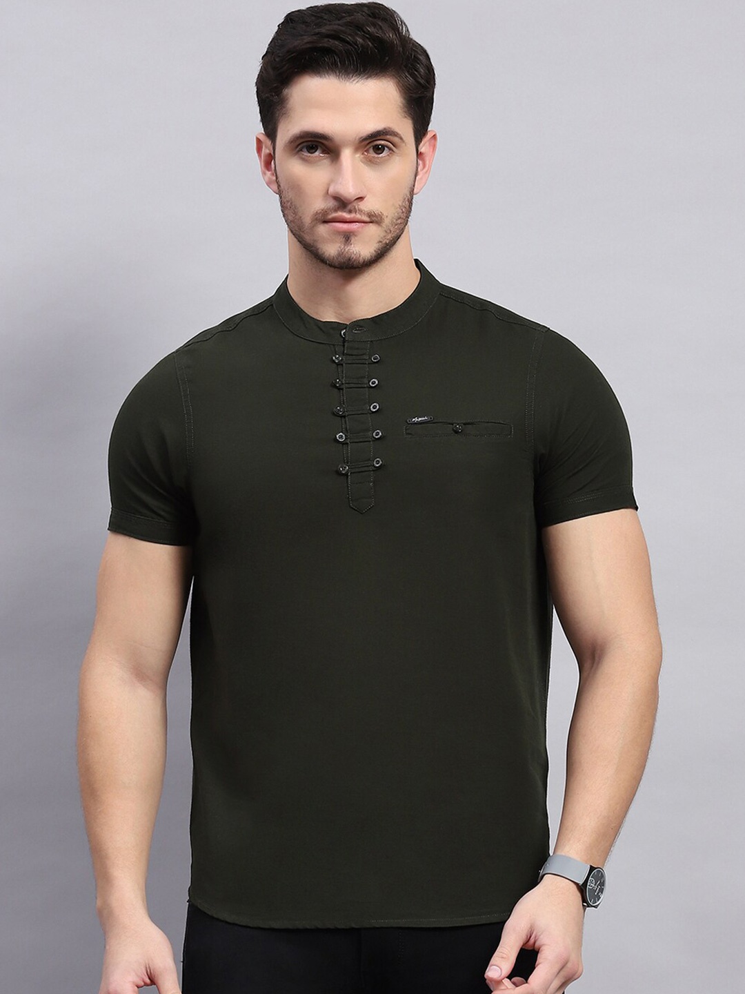 

Monte Carlo Henley Neck Cotton T-shirt, Olive