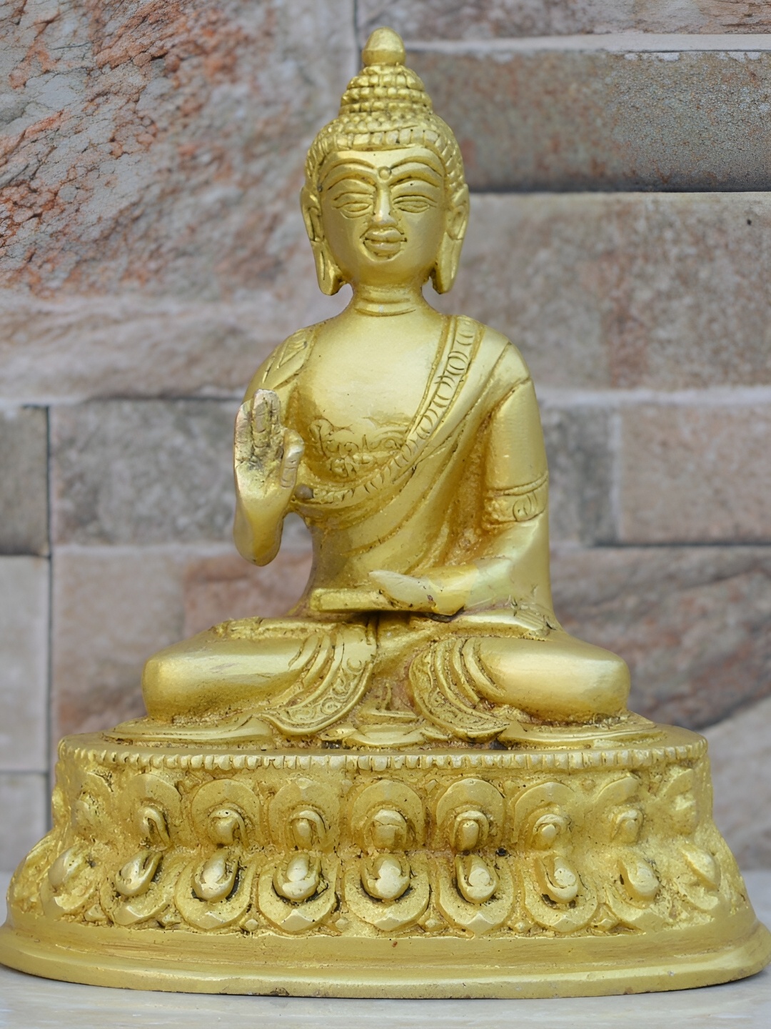 

Aakrati Yellow Lord Buddha Sitting on Lotus Buddha Idol Showpiece