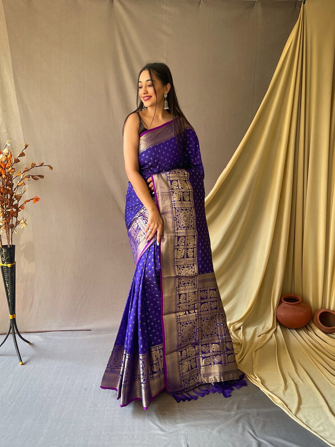 

SGF11 Polka Dots Woven Design Zari Art Silk Kanjeevaram Saree, Purple
