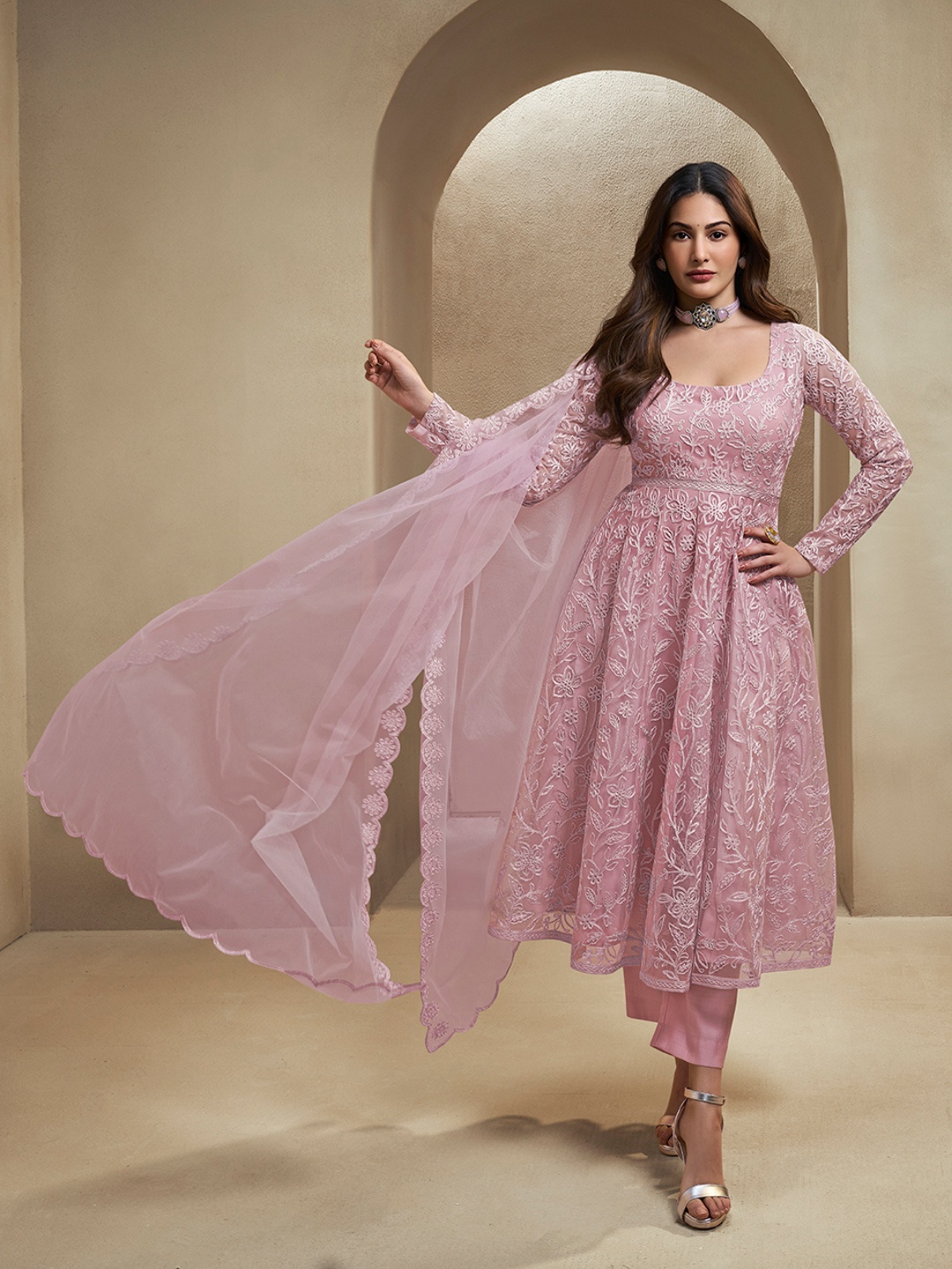 

Inddus Women Floral Embroidered Regular Thread Work Kurta with Trousers & With Dupatta, Pink