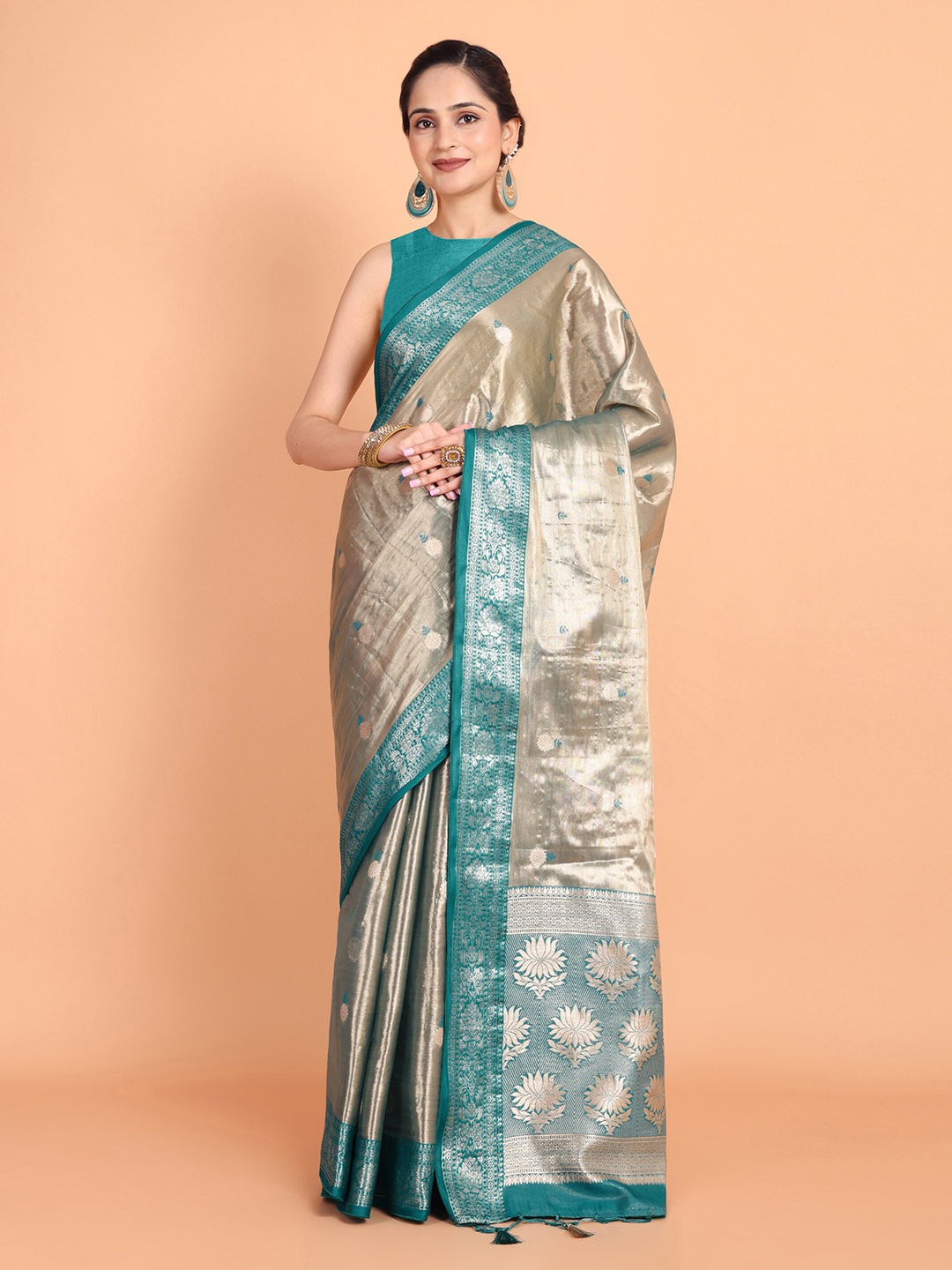 

MAGMINA Ethnic Motifs Woven Design Zari Organza Banarasi Saree, Turquoise blue