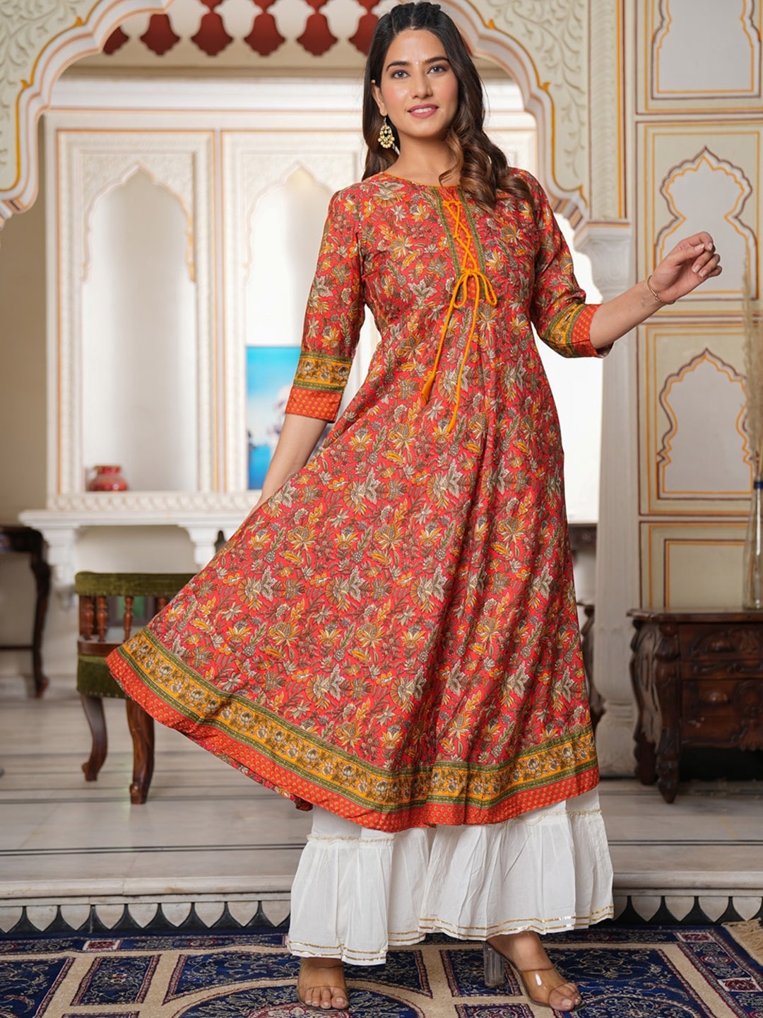 

KALINI Floral Printed Round Neck Anarkali Kurta, Red