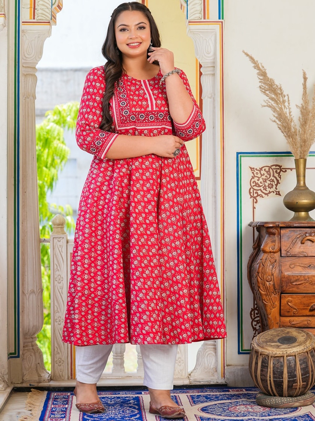 

KALINI Plus Size Floral Printed Anarkali Kurta, Red
