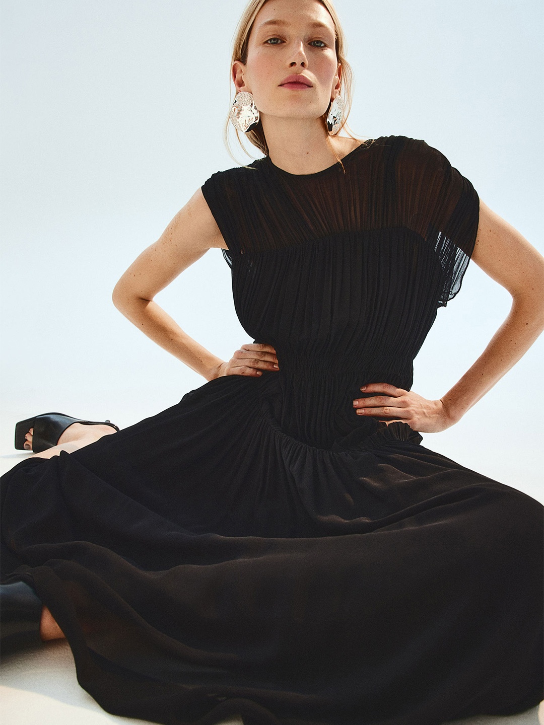 

H&M Gathered Viscose Dress, Black