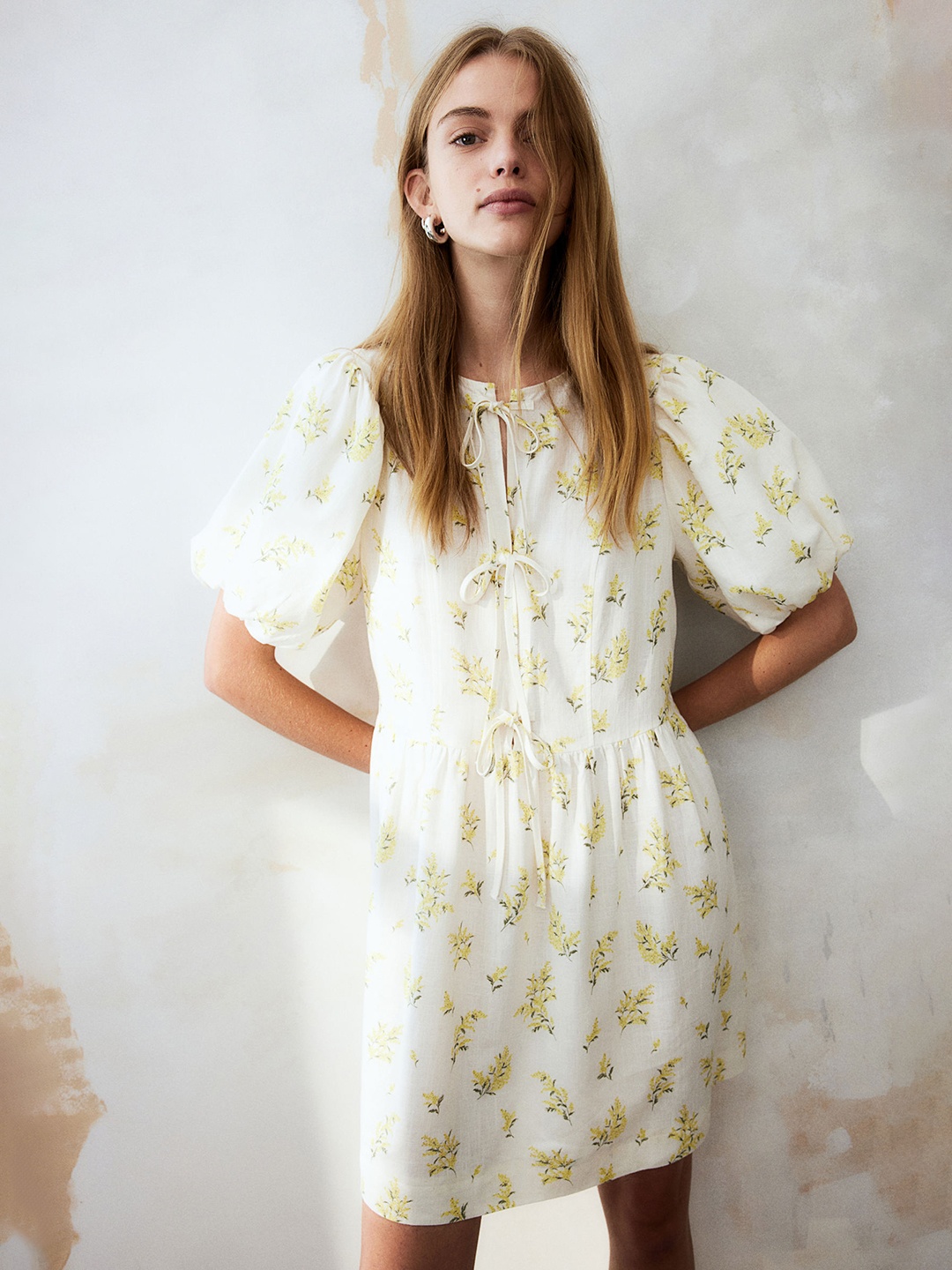 

H&M Linen-Blend Puff-Sleeved Dress, White