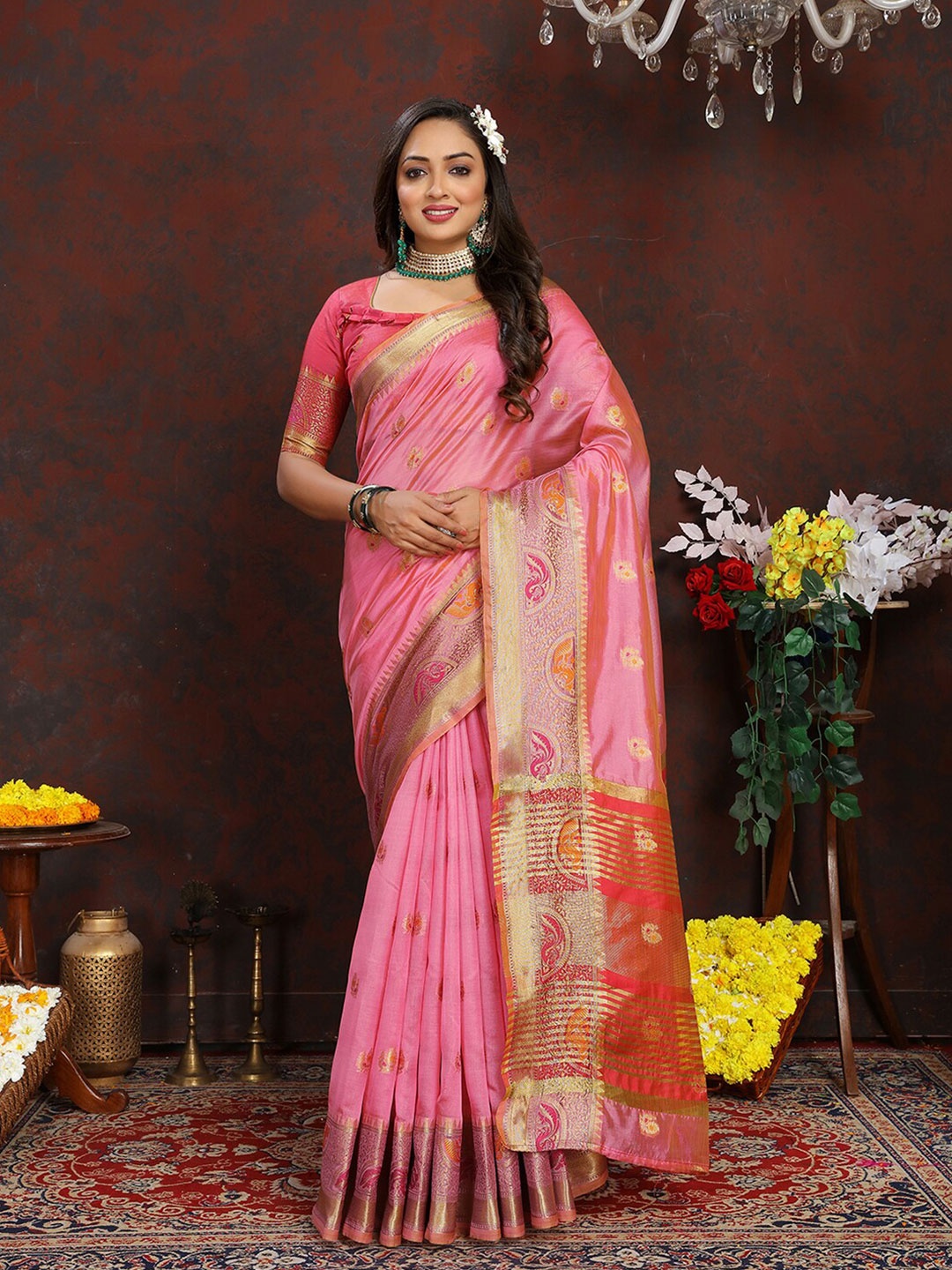 Lookslady Ethnic Motifs Woven Design Banarasi Saree, Pink