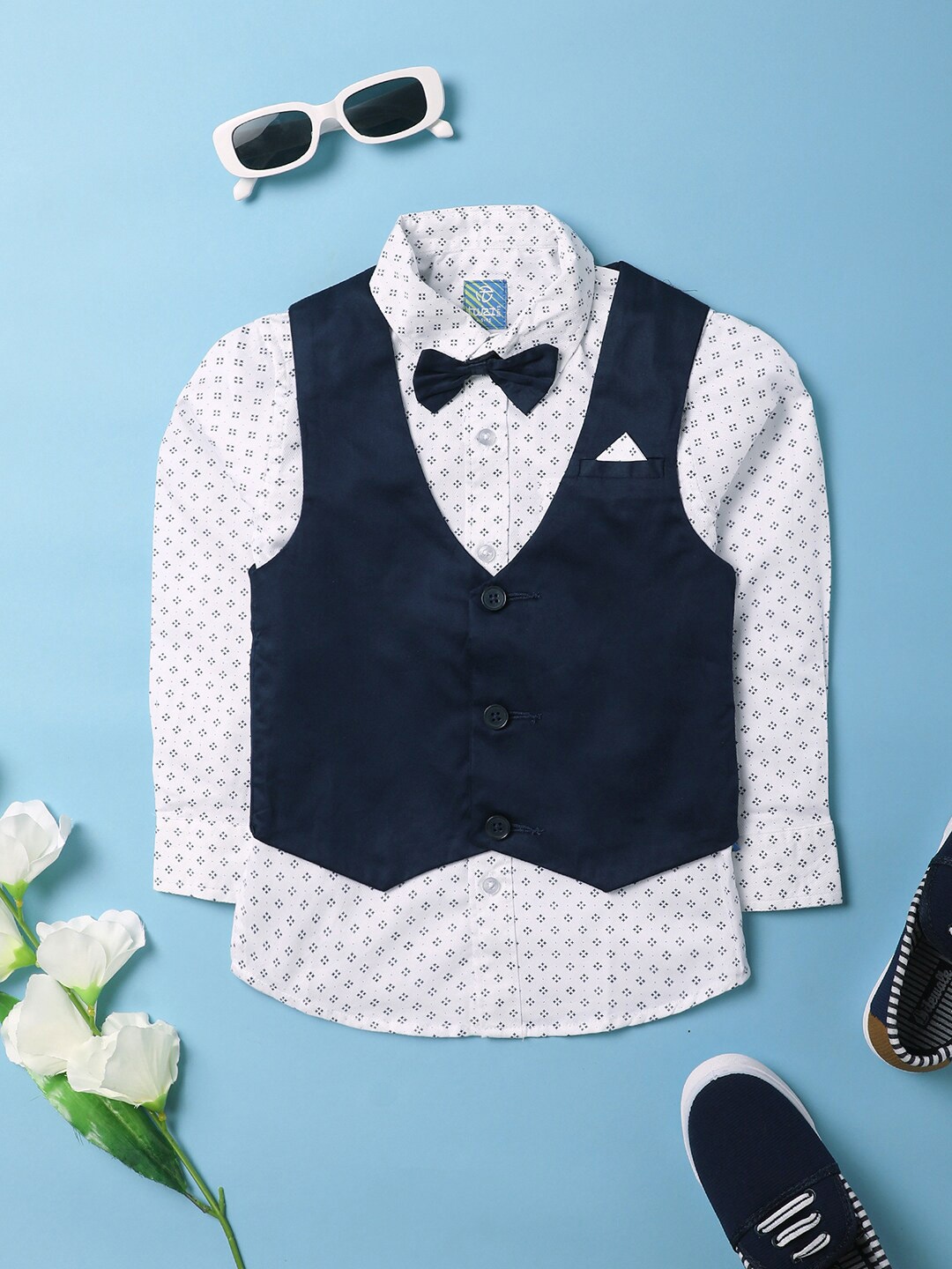 

V-Mart Boys Spread Collar Opaque Printed Casual Cotton Shirt, White