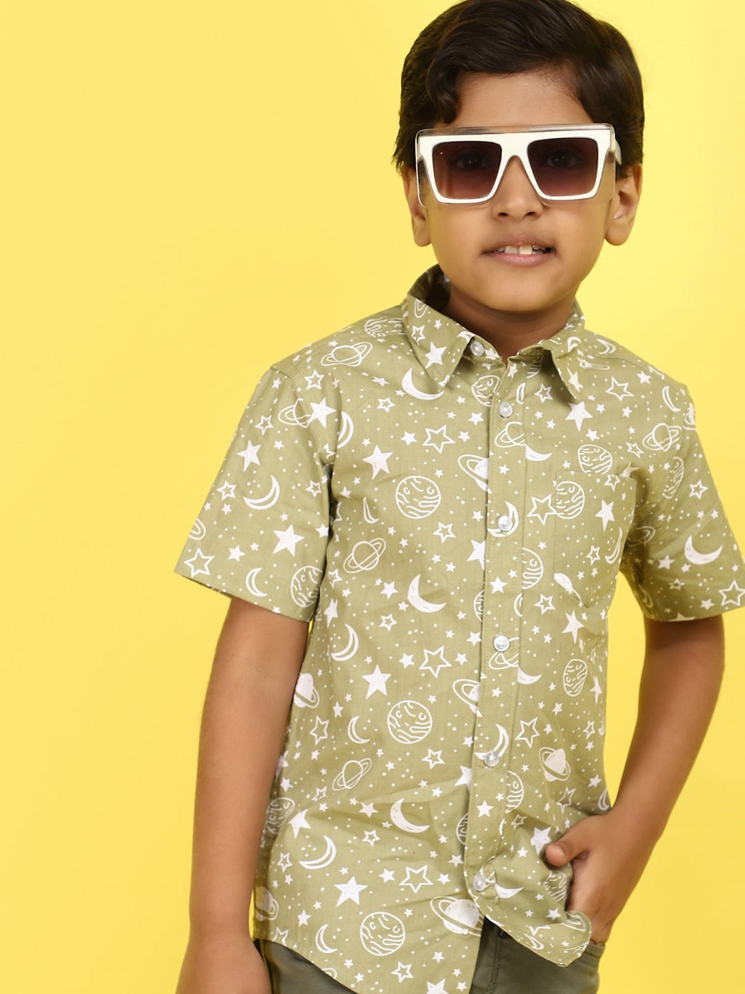 

V-Mart Boys Conversational Printed Spread Collar Cotton Casual Shirt, Green