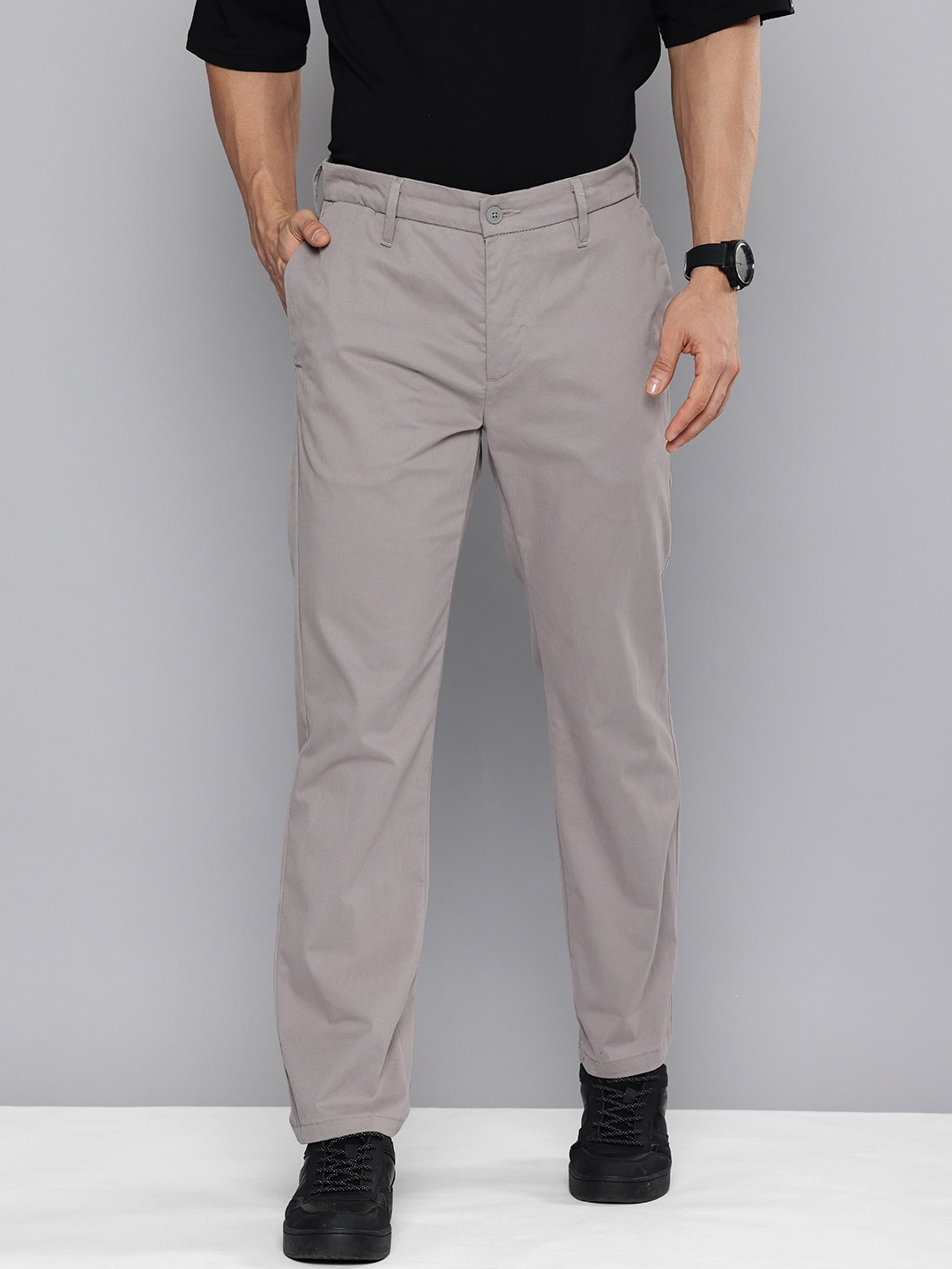 

Levis Men Tapered Fit Semiformal Chinos Trousers, Grey