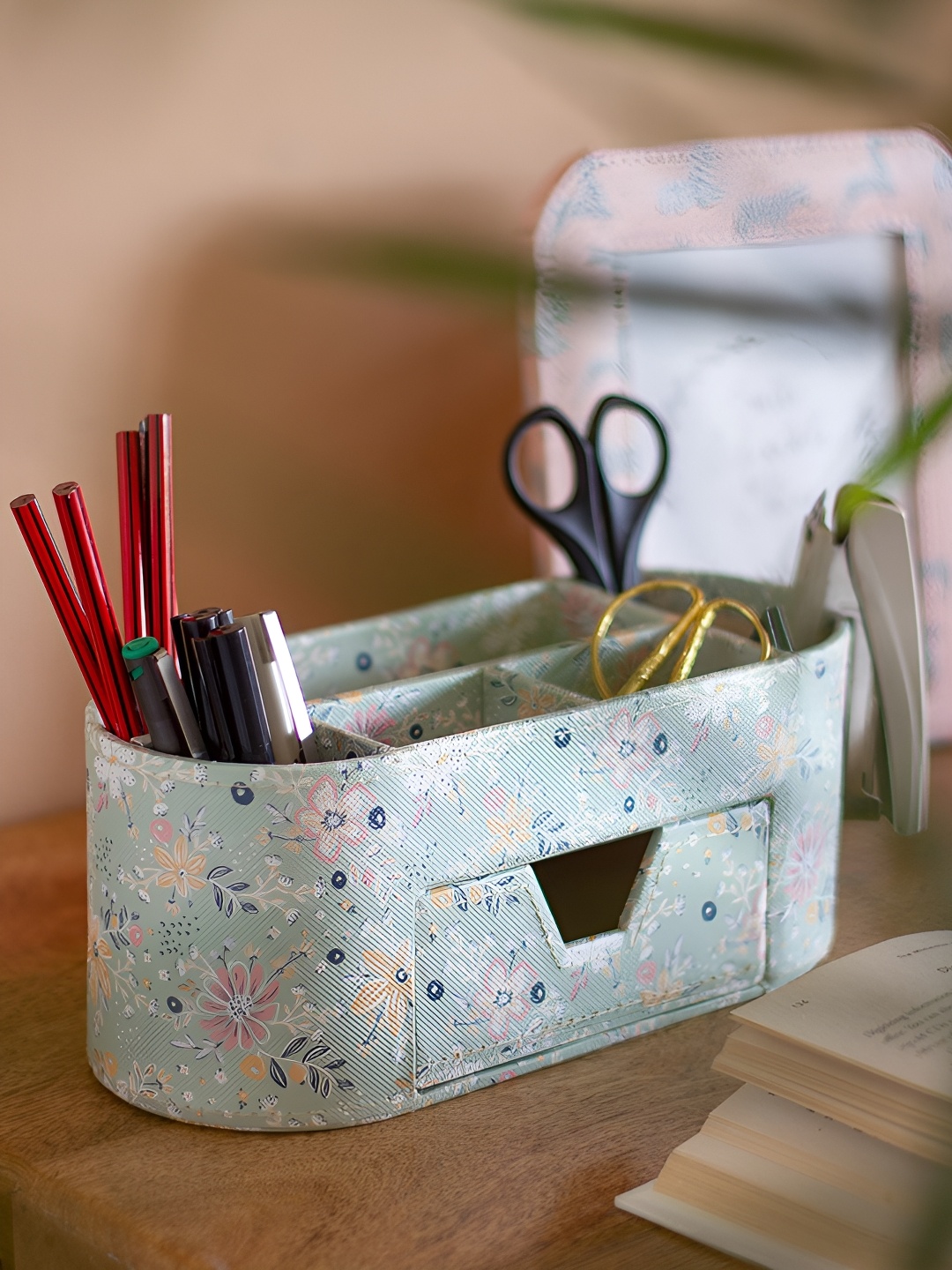 

The Wishing Chair Blue & White Printed Desk Organiser