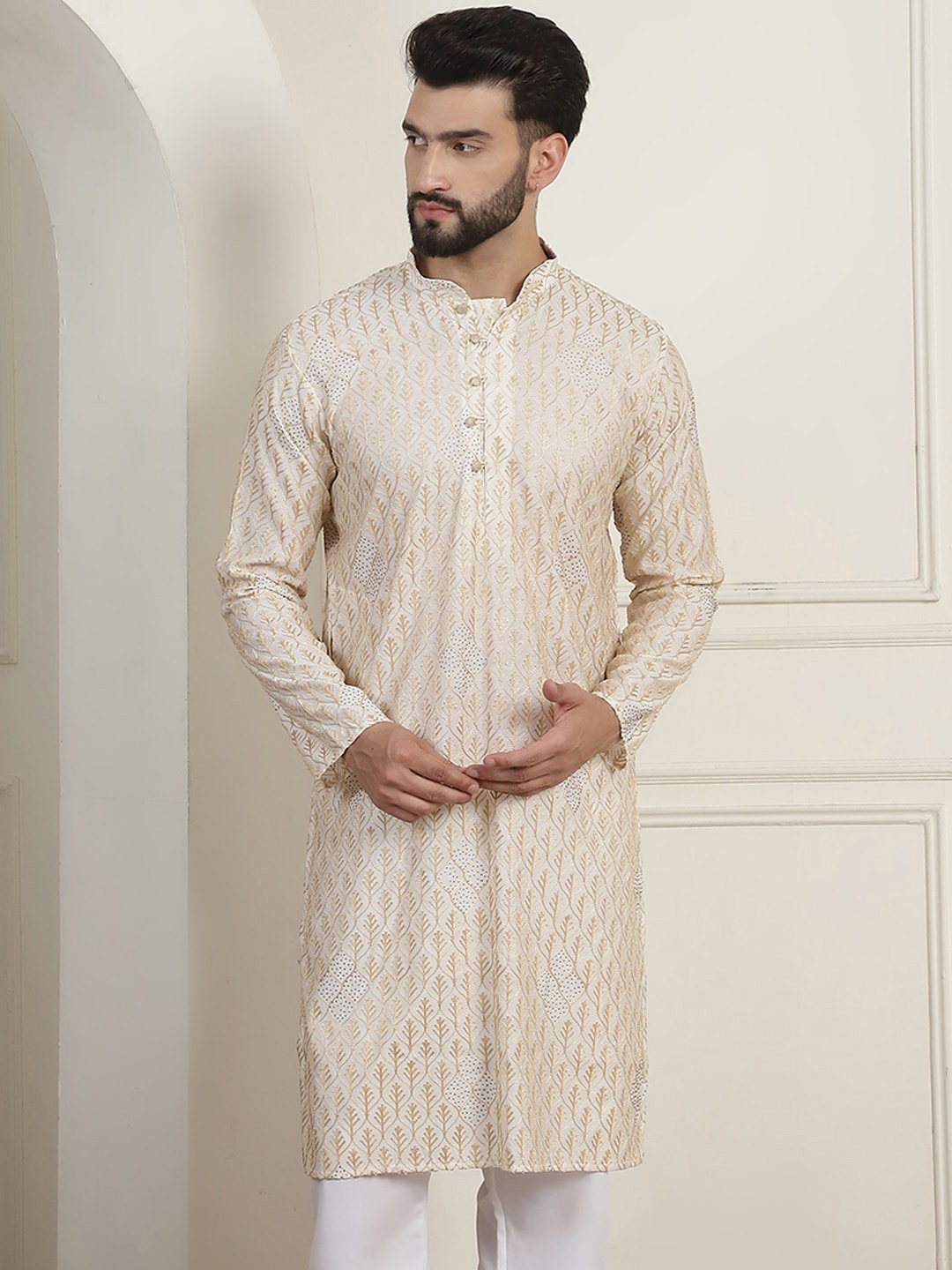 

SOJANYA Woven Design Mandarin Collar Pure Cotton Straight Kurta, Cream