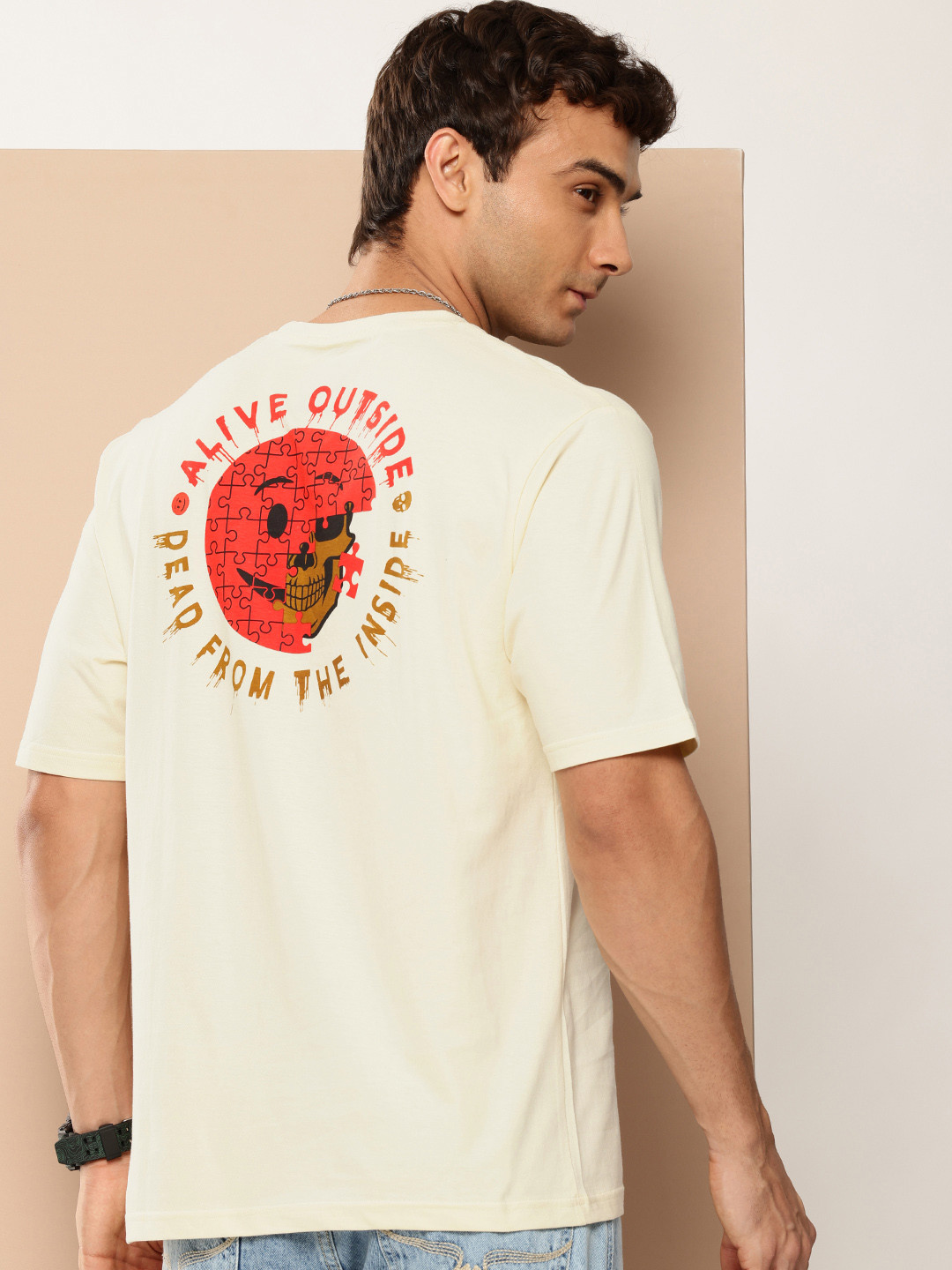 

Difference of Opinion Men Graphic Printed Oversized T-shirt, Off white