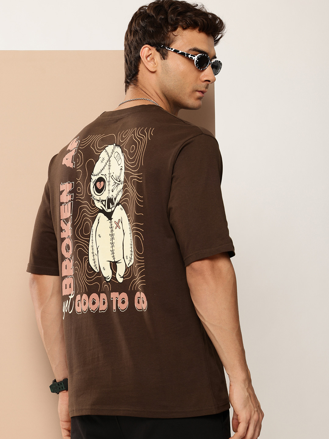 

Difference of Opinion Men Graphic Printed T-shirt, Brown