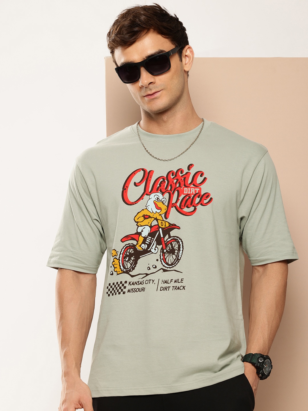 

Difference of Opinion Men Graphic Printed T-shirt, Grey