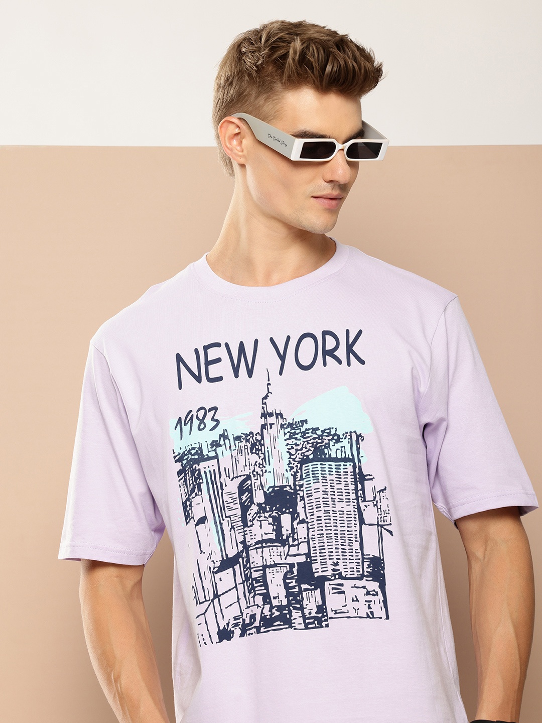 

Difference of Opinion Men Graphic Printed Oversized T-shirt, Lavender
