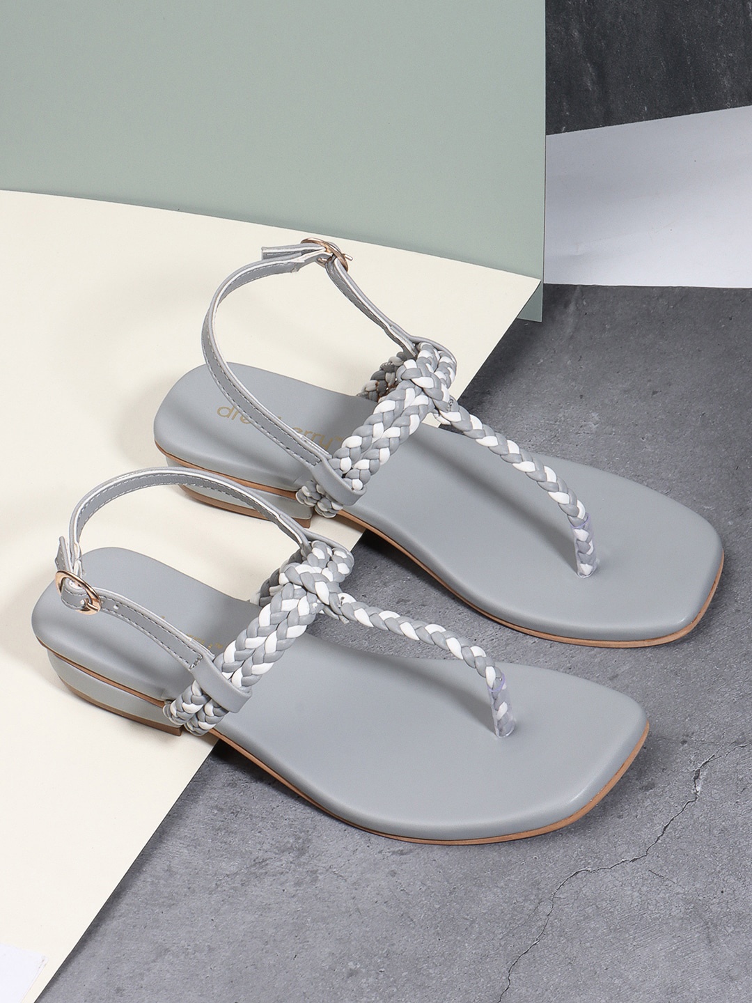 

DressBerry Grey Textured Open Toe Flats