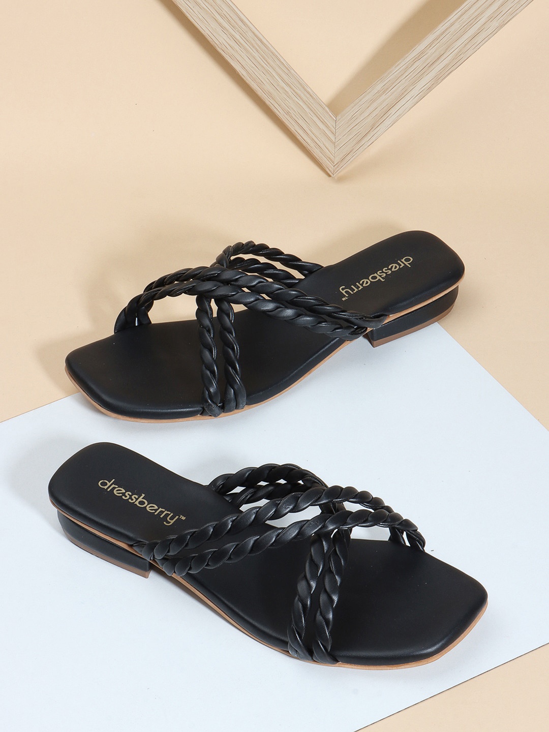 

DressBerry Black Open Toe Flats